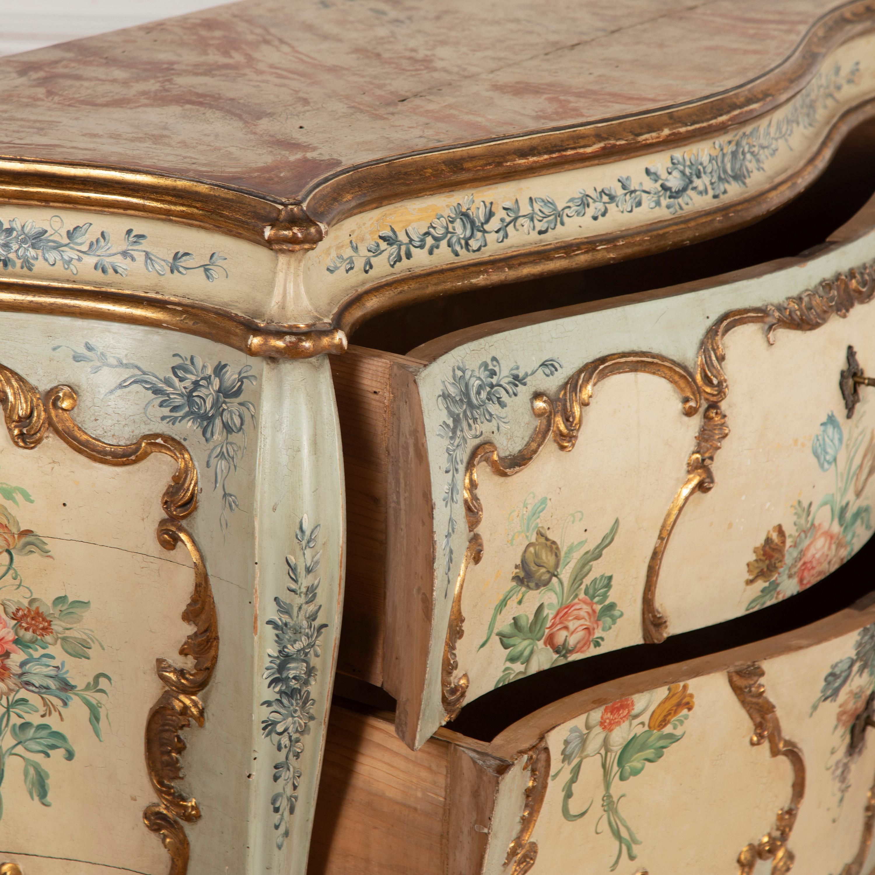19th Century Venetian Hand Painted Commode For Sale 4