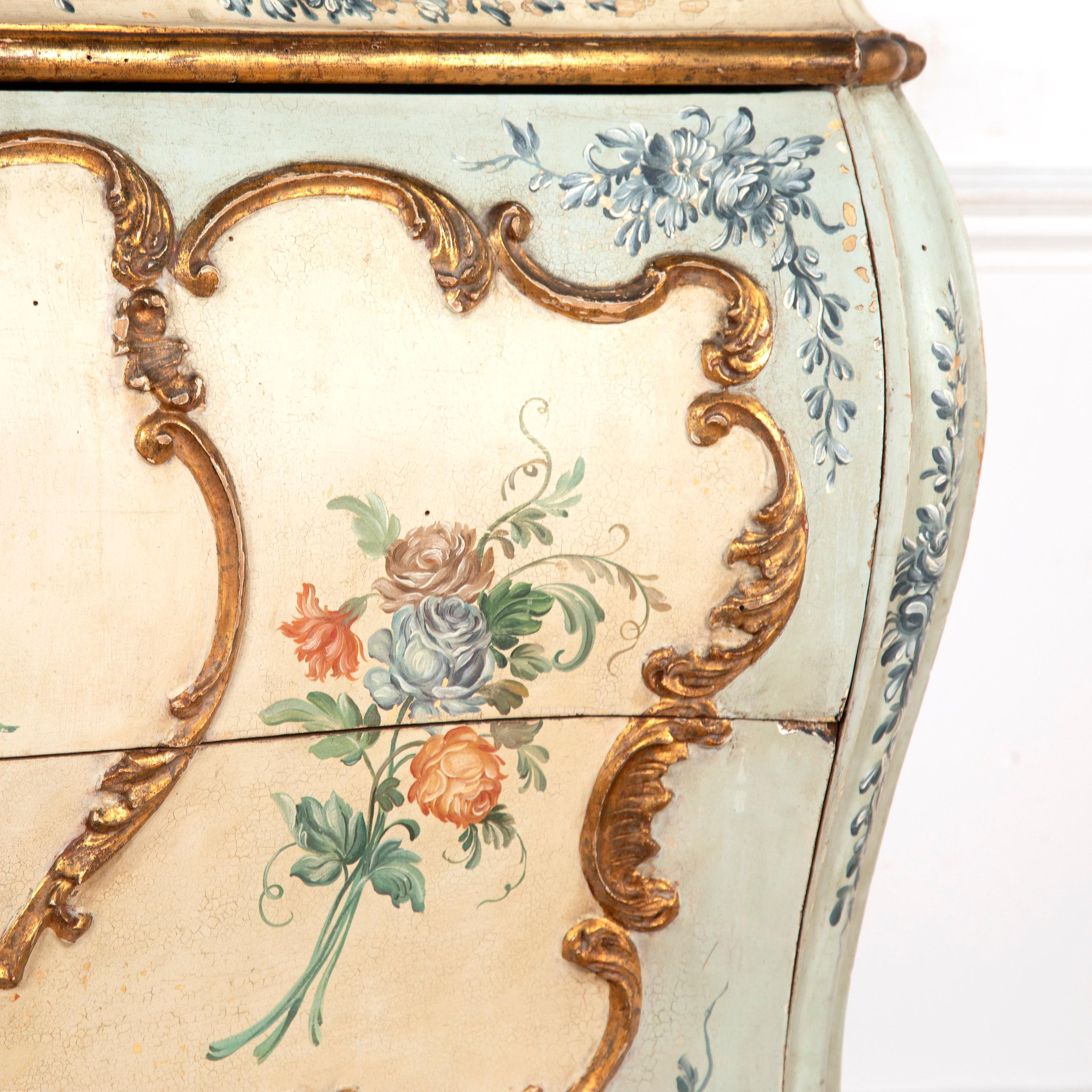 19th Century Venetian Hand Painted Commode For Sale 7