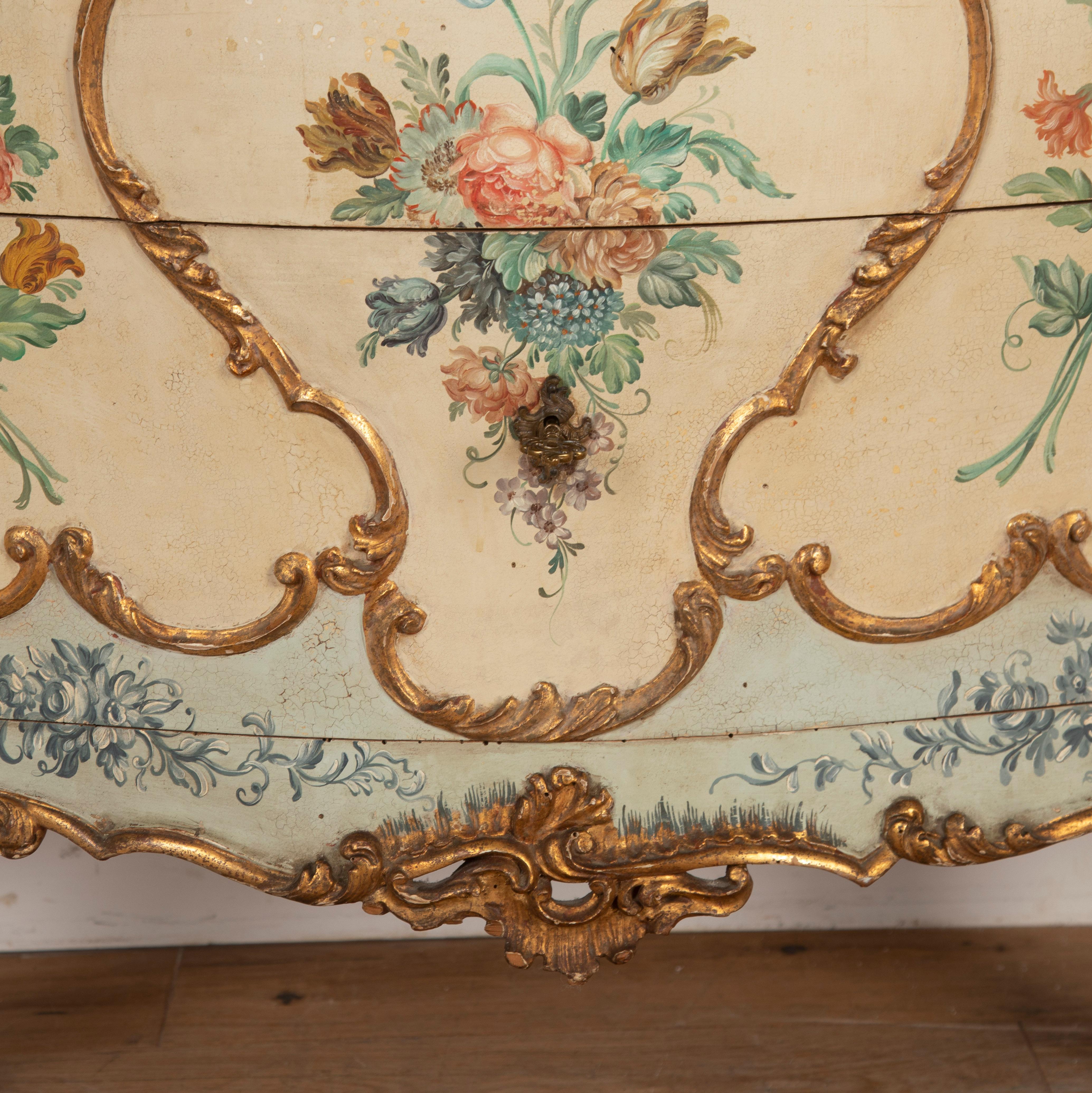 19th Century Venetian Hand Painted Commode For Sale 8