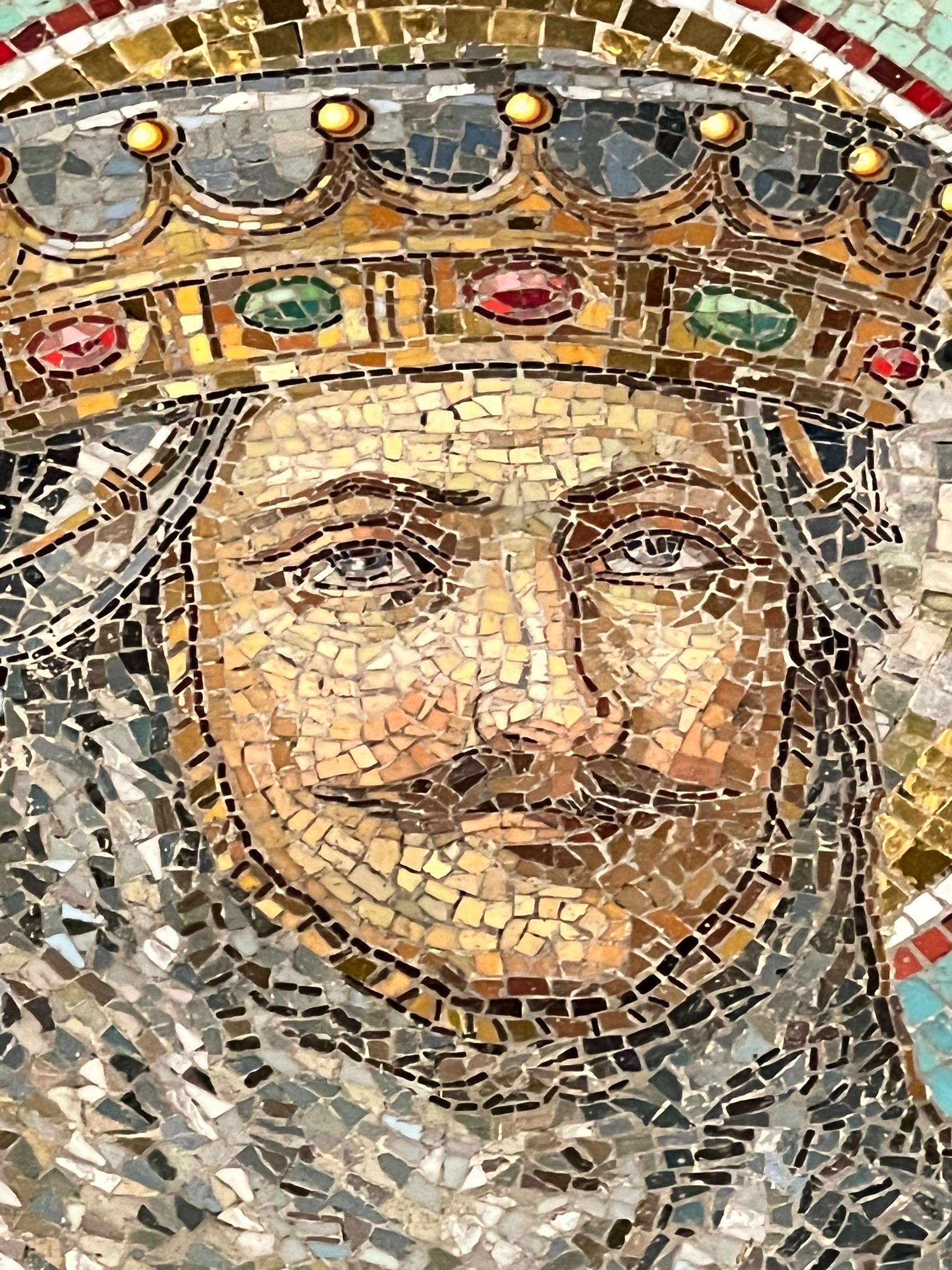 19th Century Venetian Italian Round Mosaic of Umberto III For Sale 6