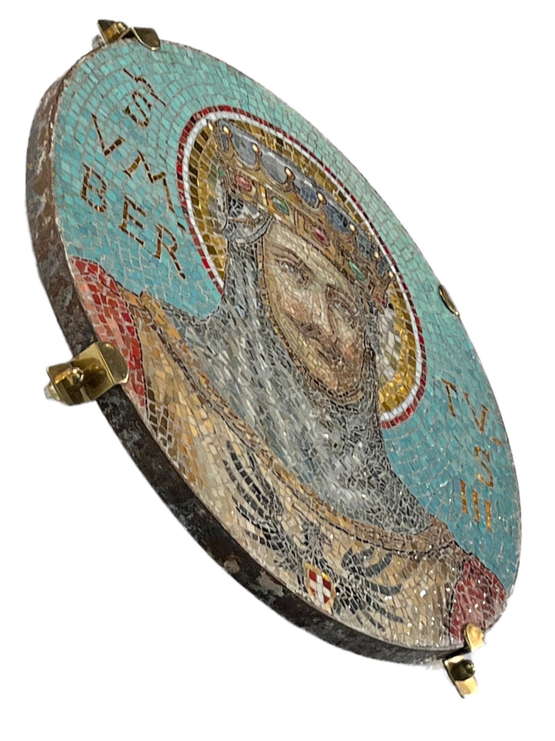 19th Century Venetian Italian Round Mosaic of Umberto III For Sale 1