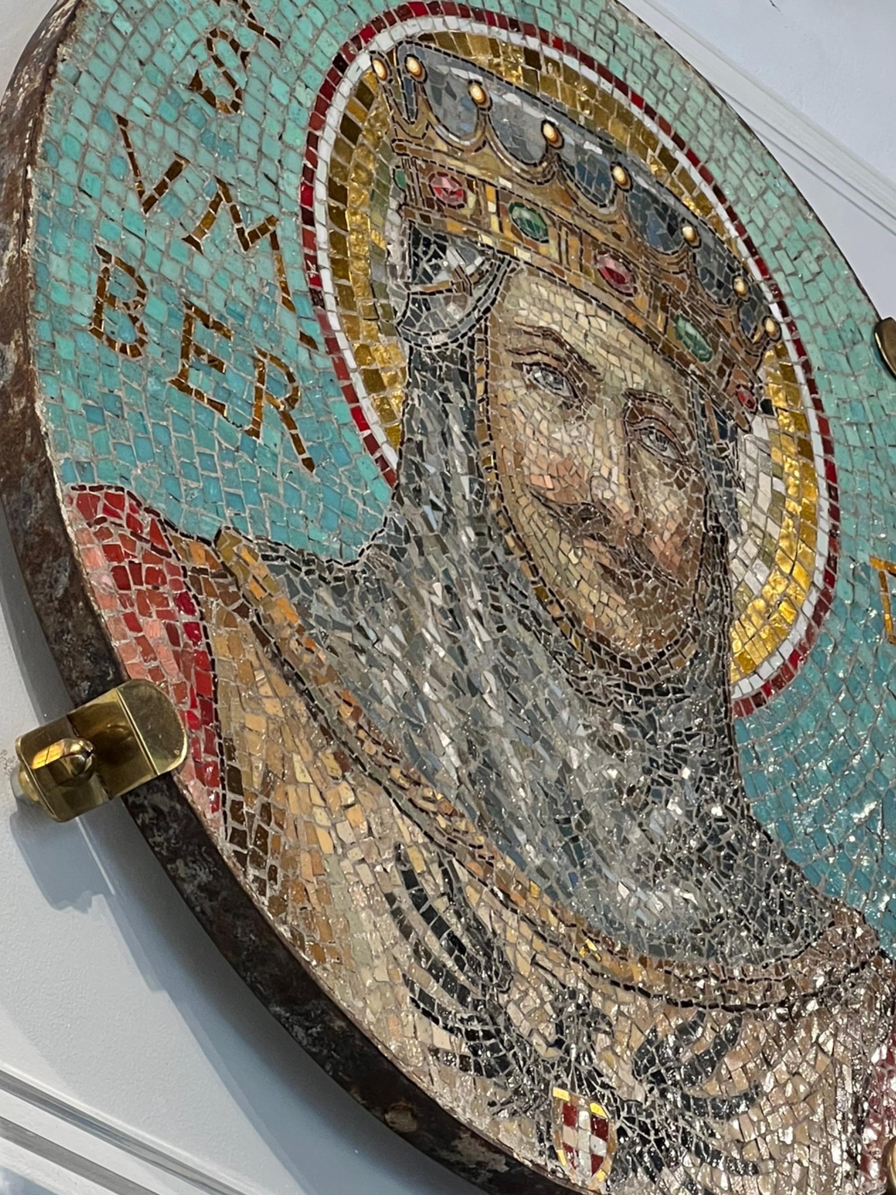 19th Century Venetian Italian Round Mosaic of Umberto III For Sale 2
