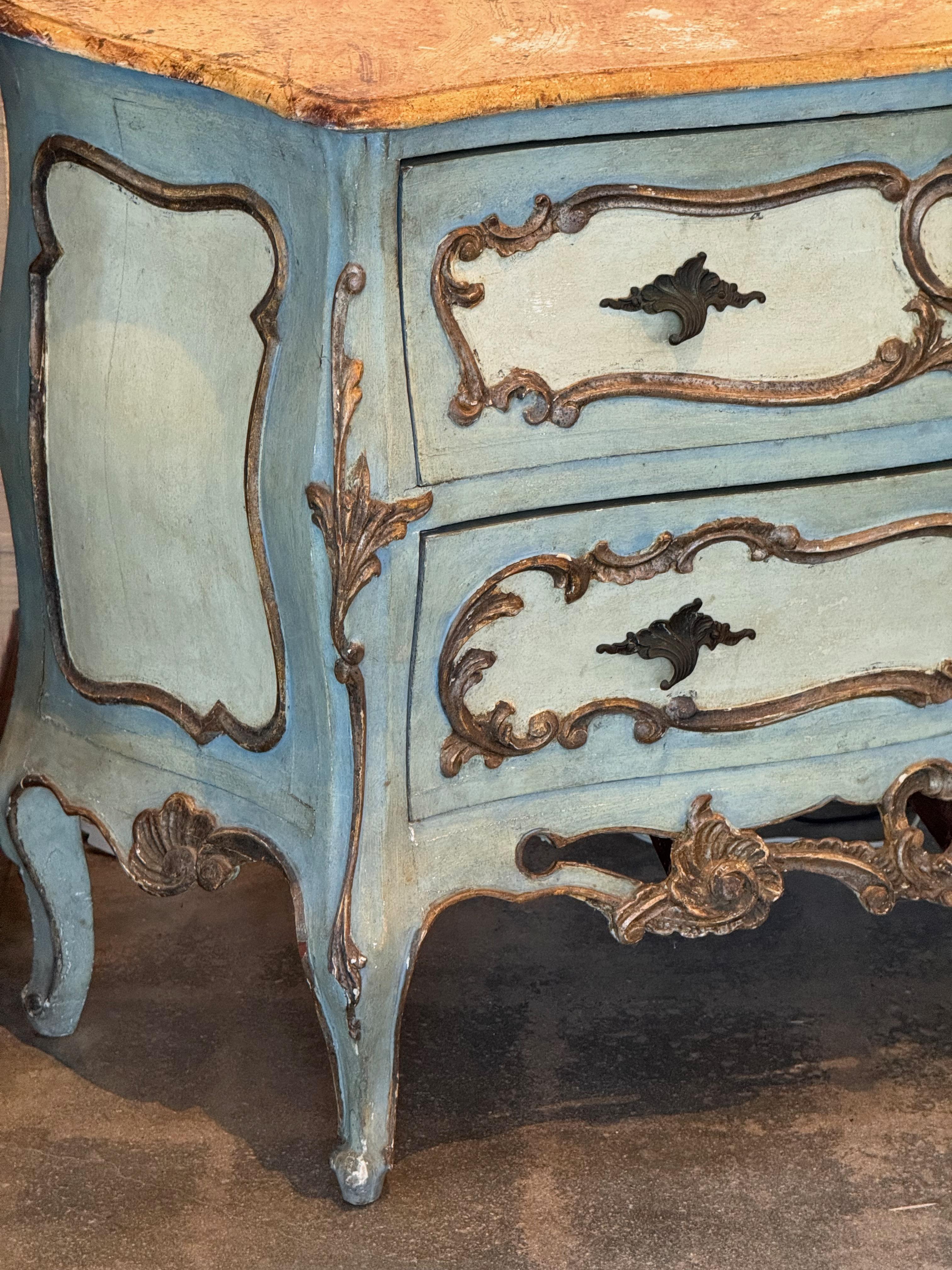 Wood 19th Century Venetian Painted Commode With Carved Detail For Sale