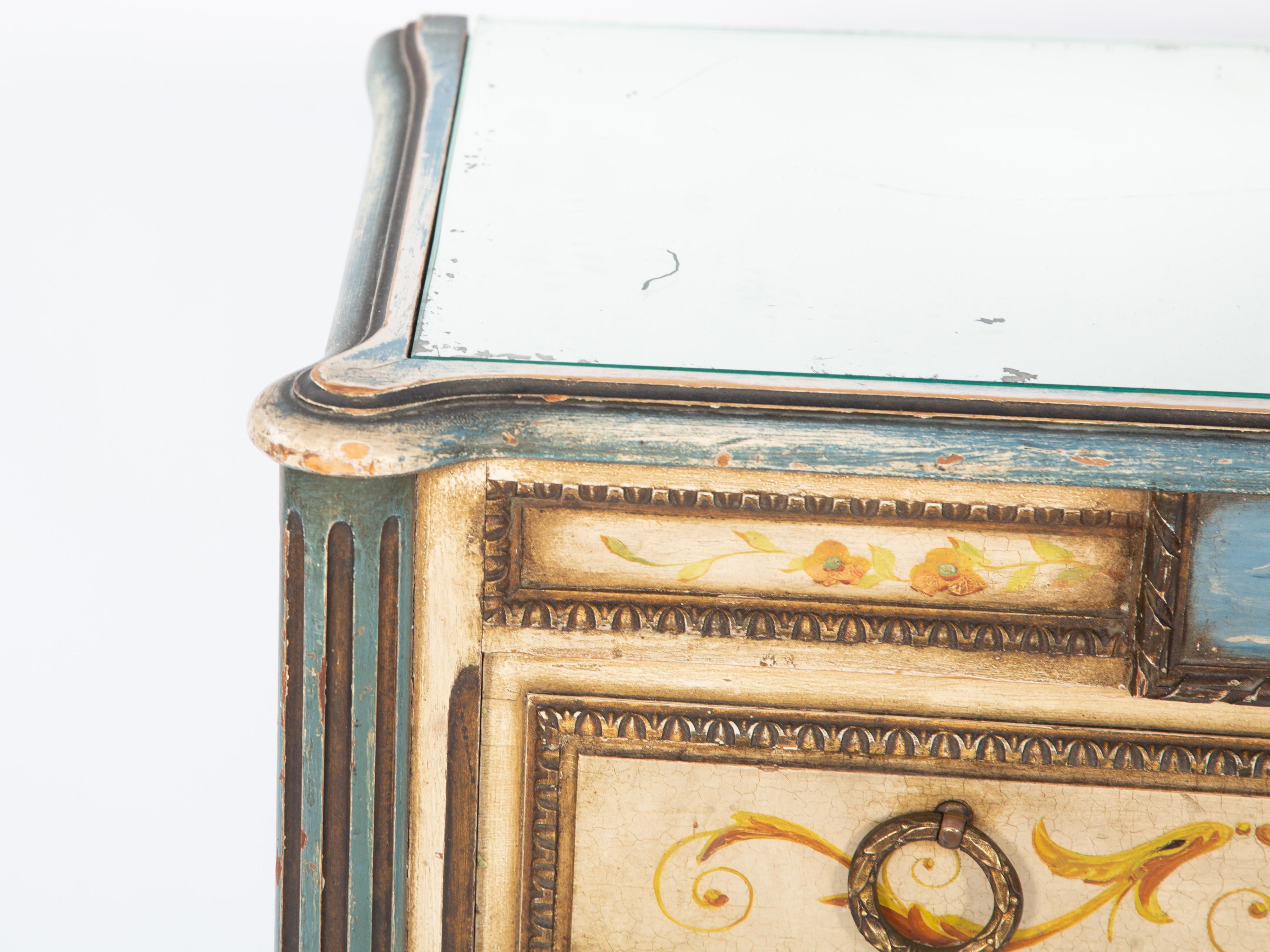 Neoclassical 19th Century Venetian Painted Hall Chest with Mirrored Top For Sale