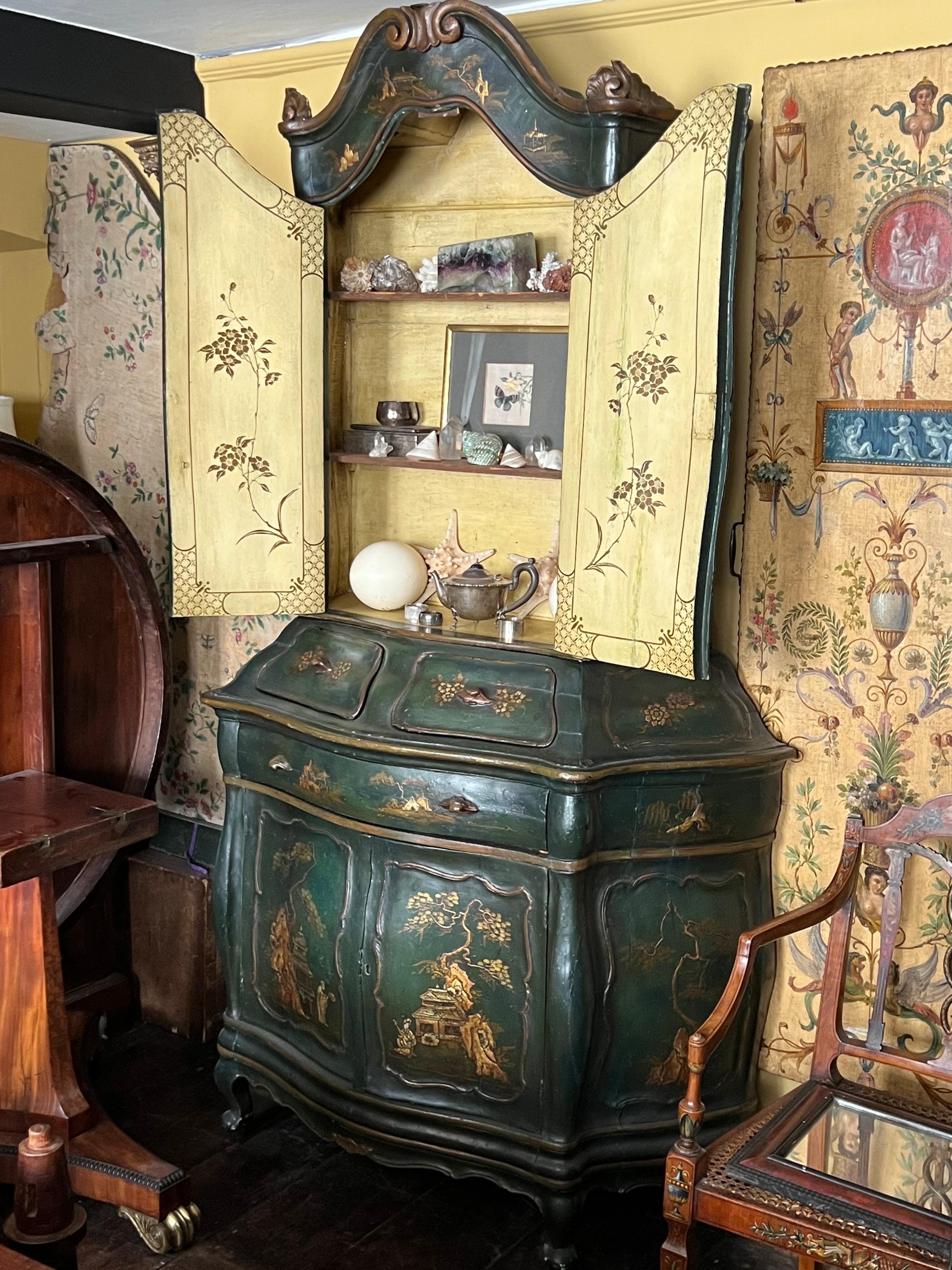 19th Century Venetian Rococo Lacquer Cabinet For Sale 6