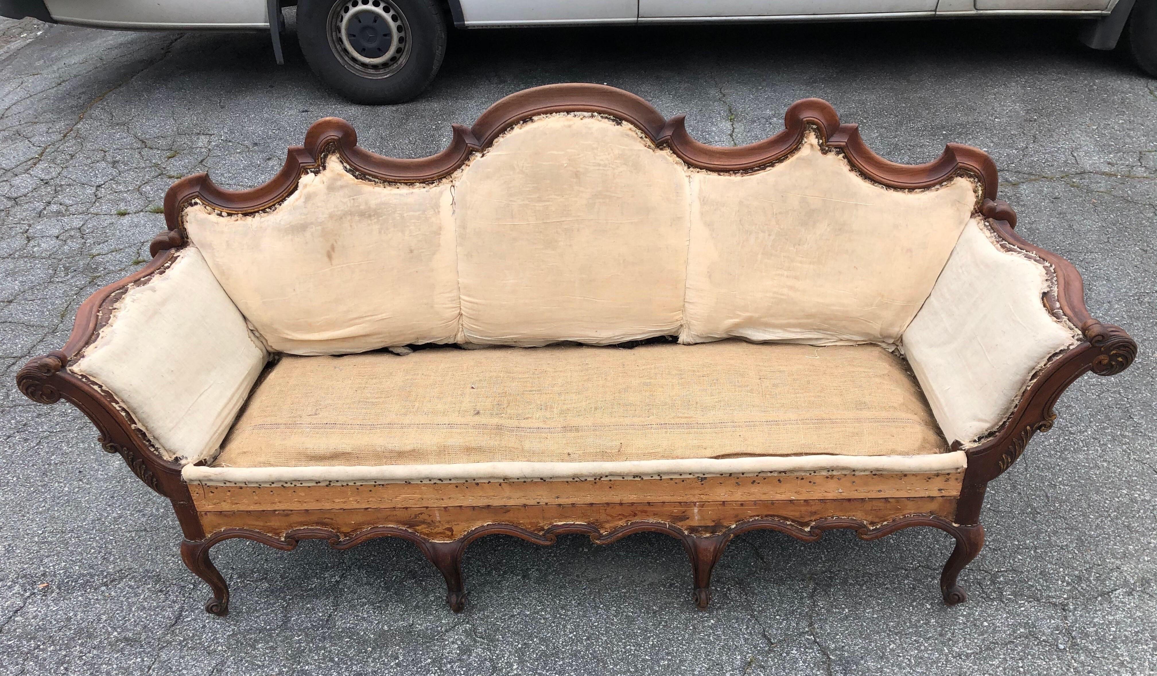 19th Century Venetian Walnut Sofa 3