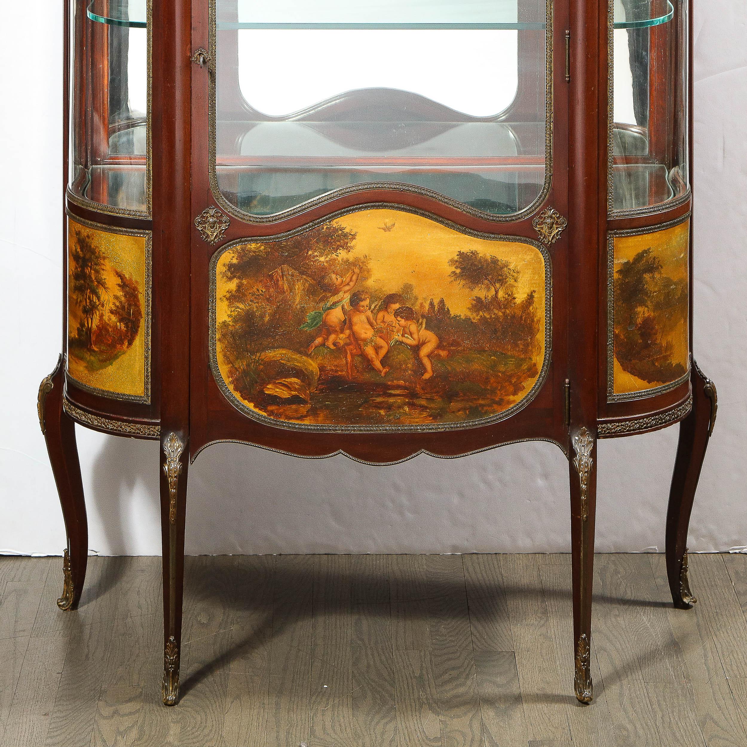 19th Century Vernis Martin Handpainted Neoclassical Giltwood & Bronze Vitrine In Good Condition For Sale In New York, NY