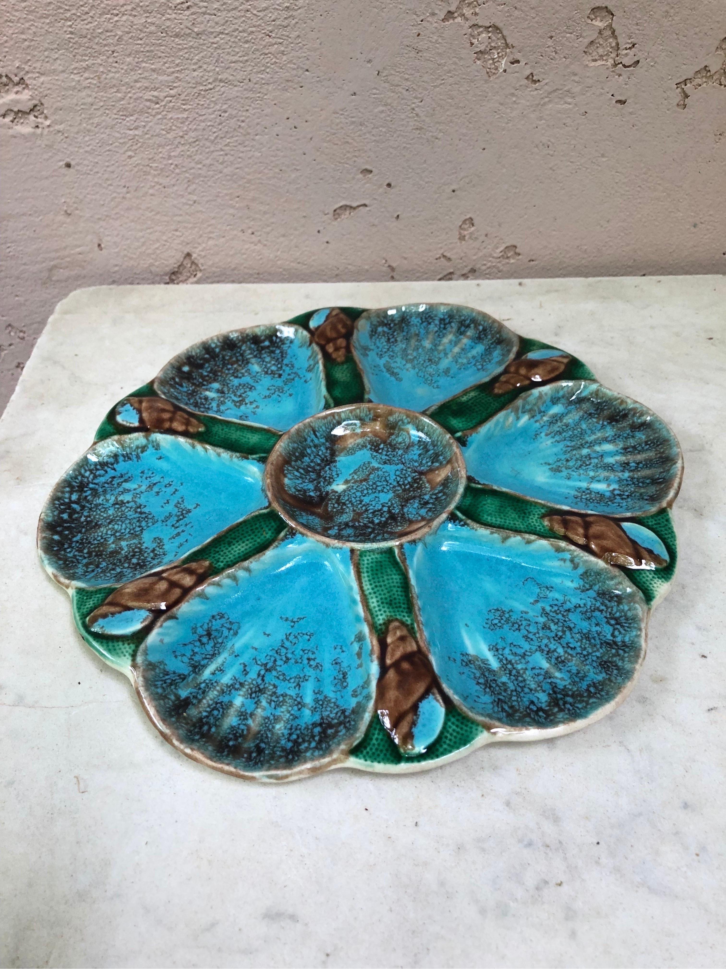 Victorian 19th Century Very Rare French Majolica Oyster Plate Clairefontaine