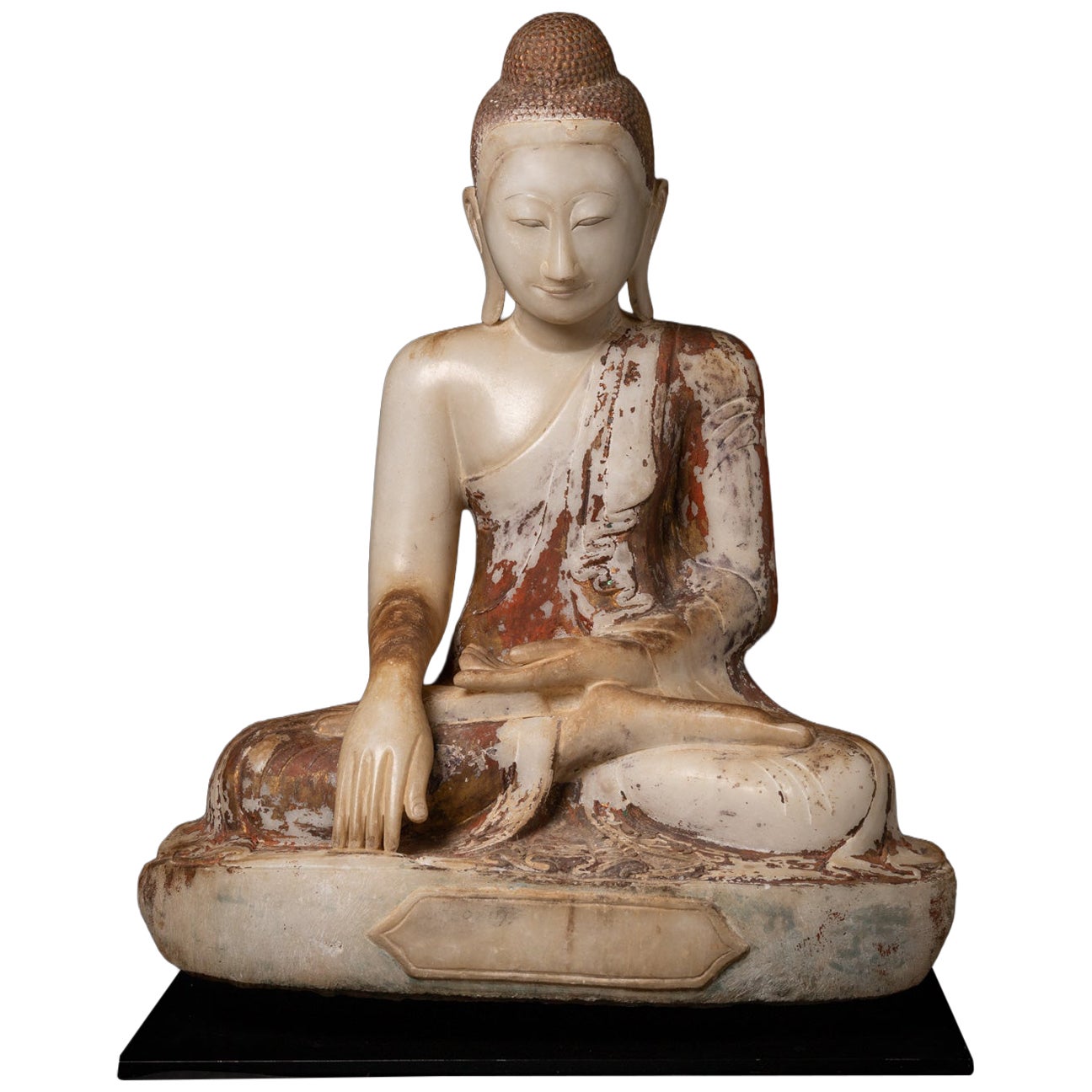 19th century Very special antique marble Mandalay Buddha statue from Burma