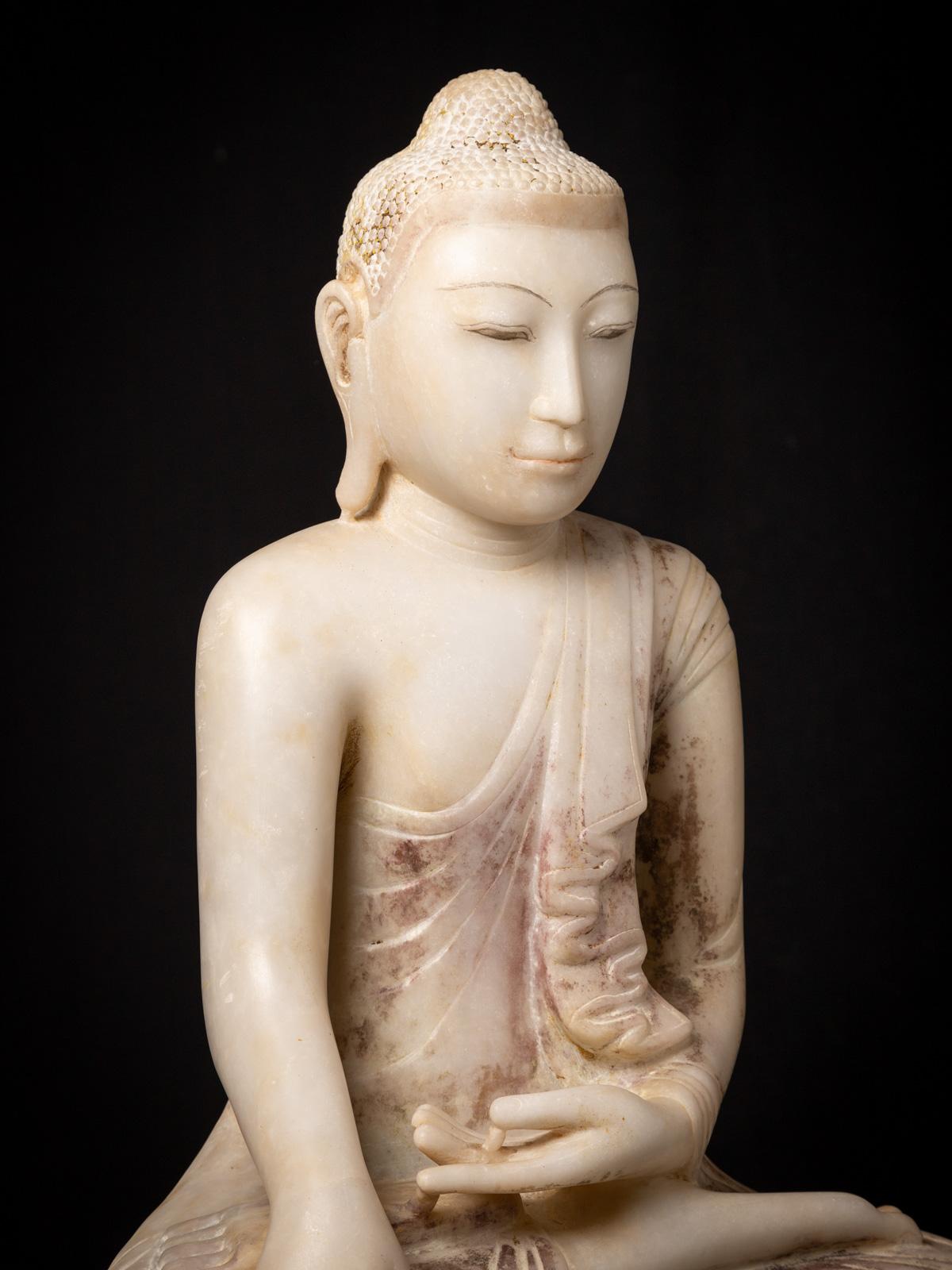 19th century Very special marble Burmese Buddha statue in Bhumisparsha Mudra For Sale 13