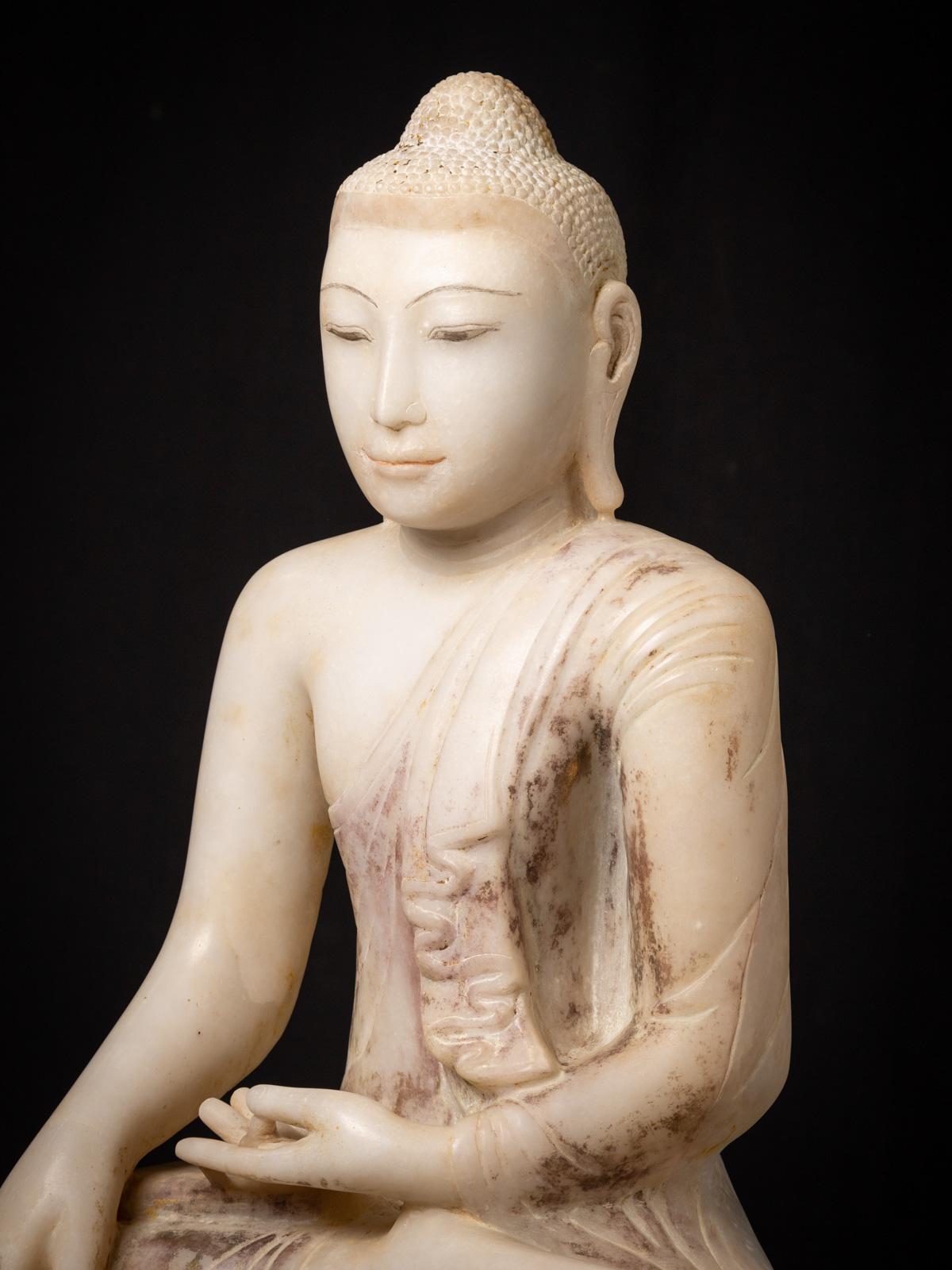 19th Century 19th century Very special marble Burmese Buddha statue in Bhumisparsha Mudra For Sale