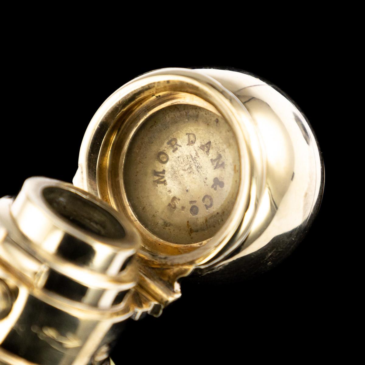 Victorian 18-Karat Gold and Enamel Scent Bottle, Sampson Mordan, circa 1880 5