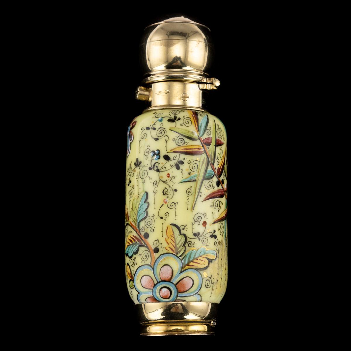 Victorian 18-Karat Gold and Enamel Scent Bottle, Sampson Mordan, circa 1880 In Good Condition In Royal Tunbridge Wells, Kent