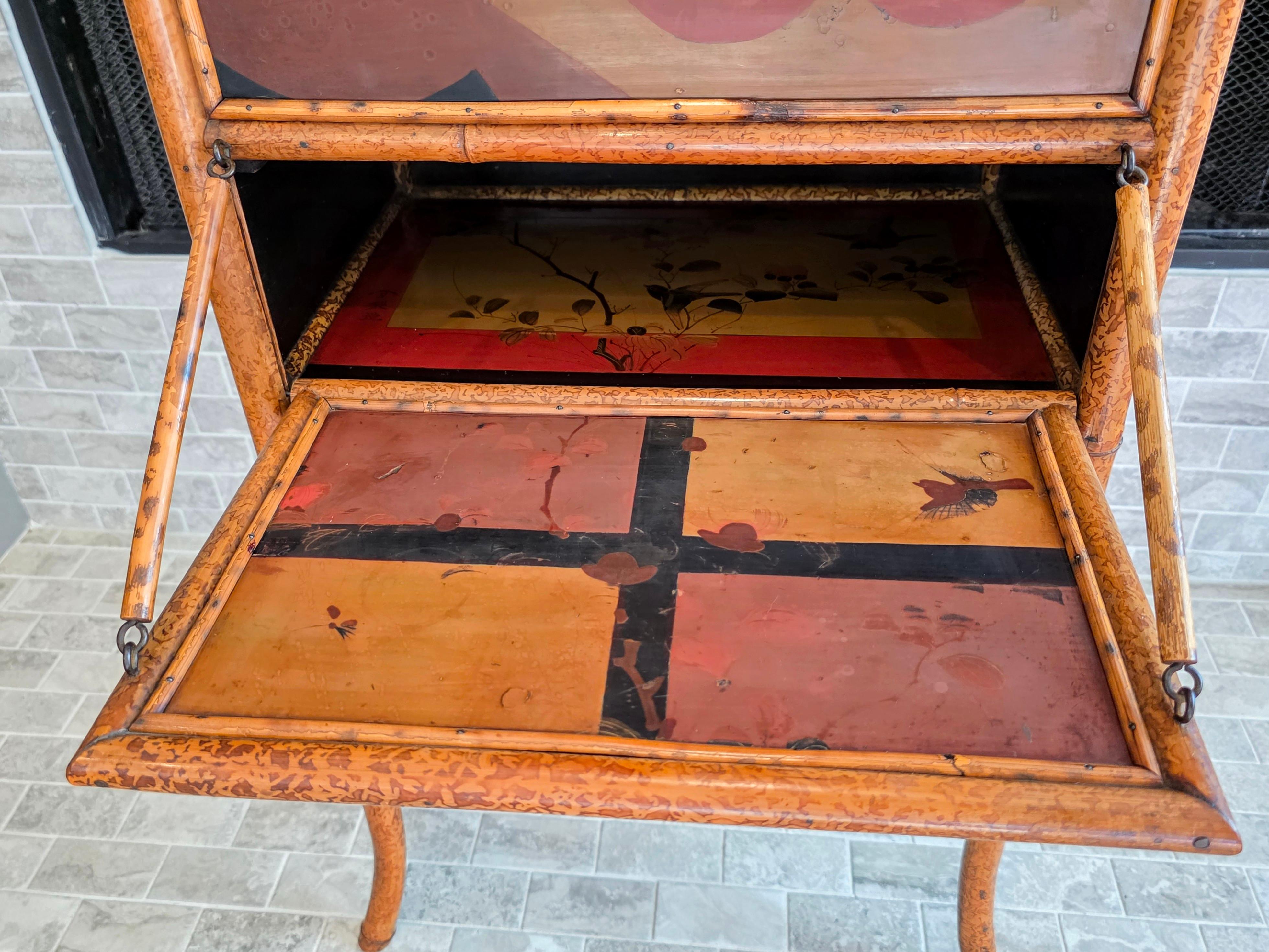 Table d'appoint en bambou pour la couture, 19e siècle, Aesthetic Movement, Chine en vente 4