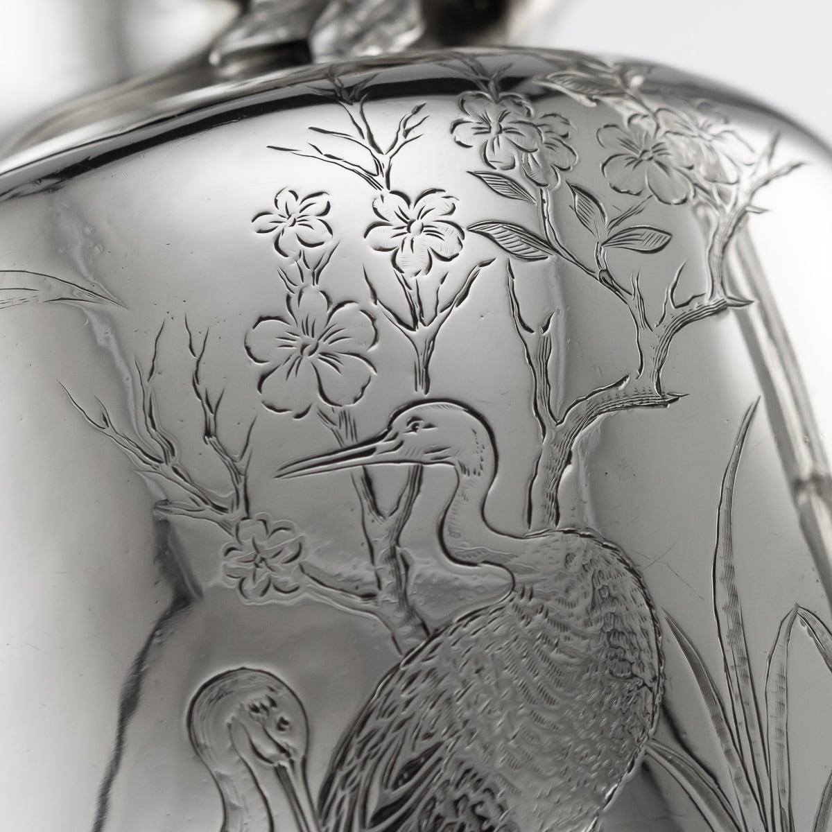 Servizio da tè in argento dell'Aesthetic Movement vittoriano del XIX secolo, circa 1880 in vendita 10