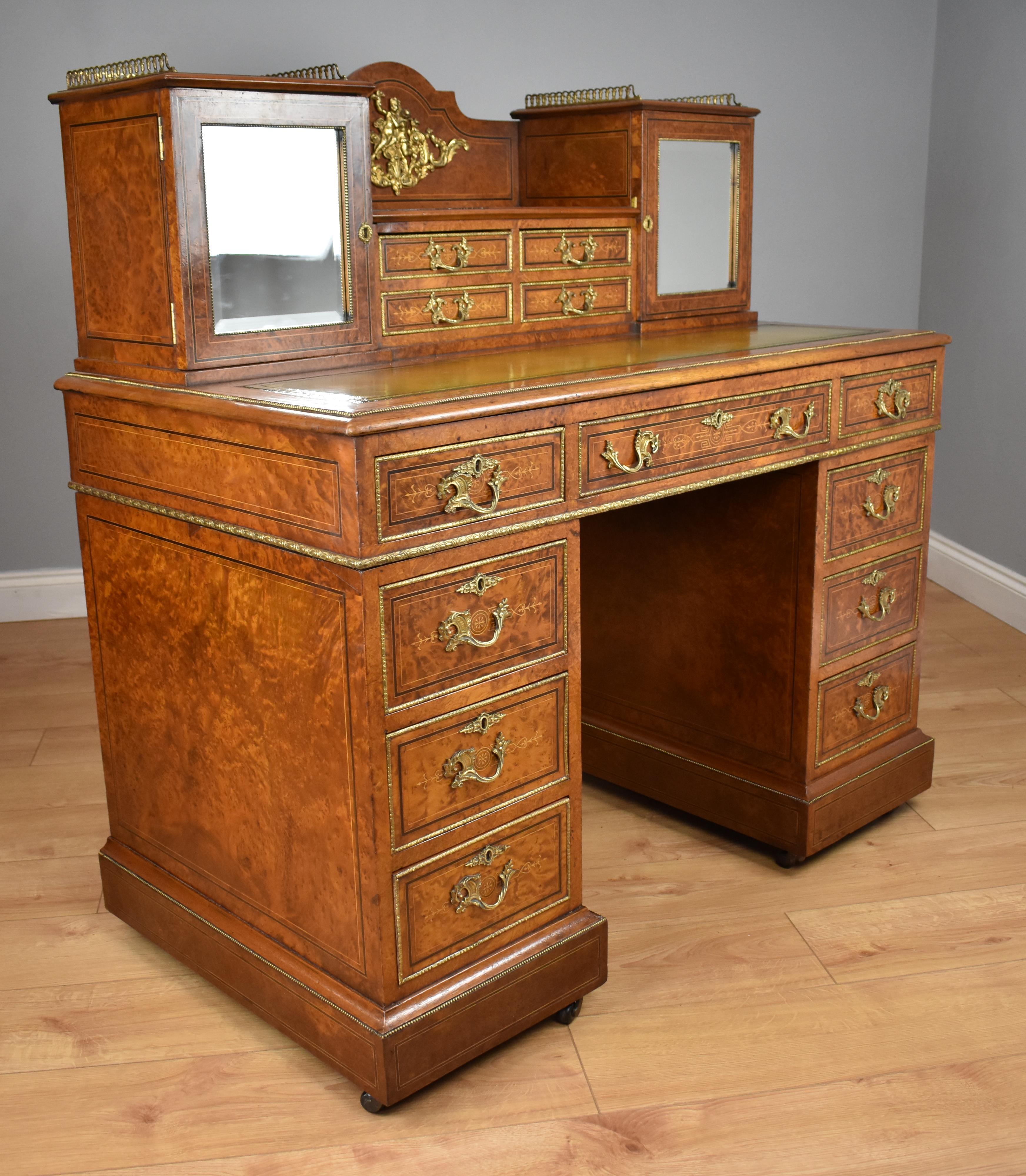 19th Century Victorian Amboyna Inlaid Pedestal Desk For Sale 2