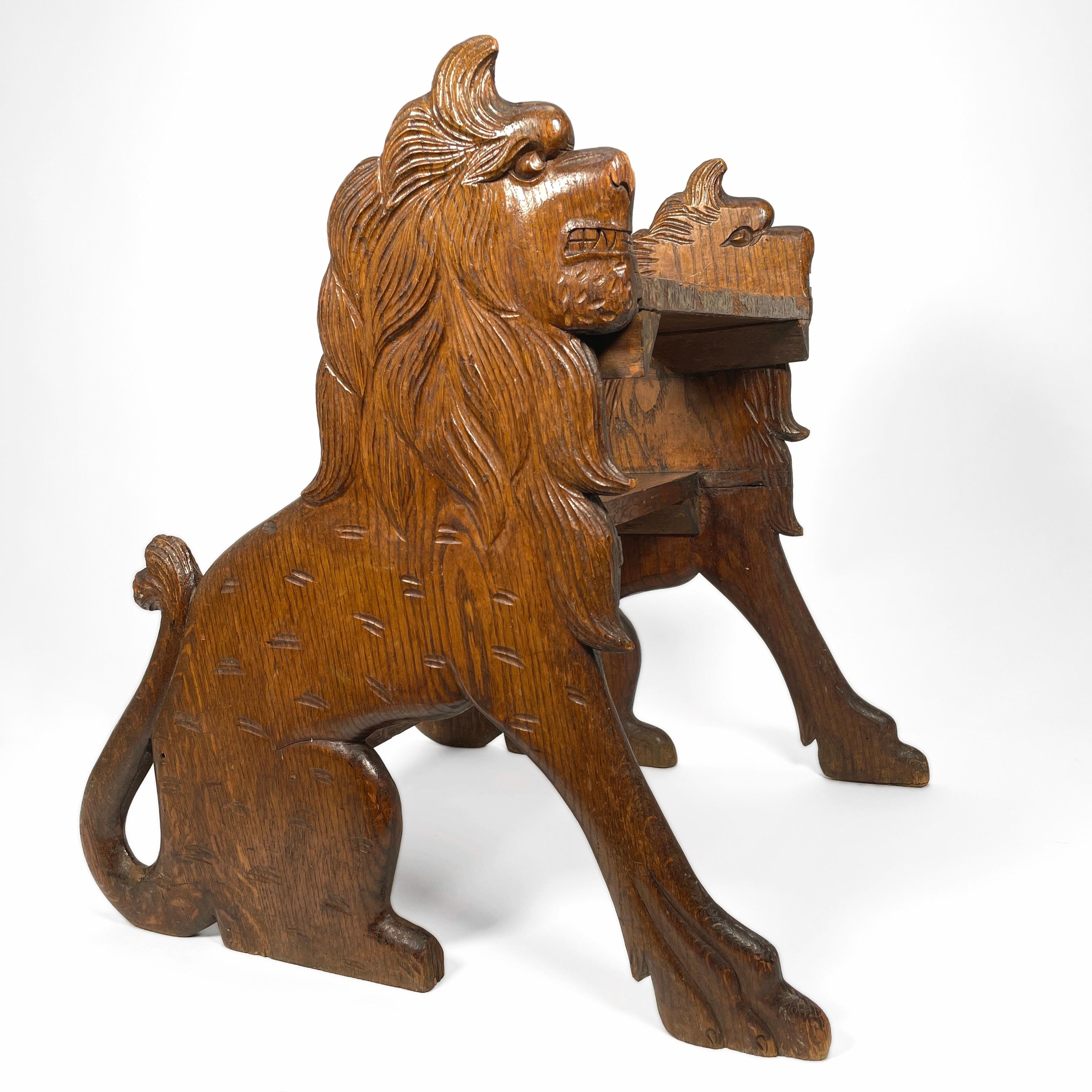 Late Victorian 19th Century Victorian Antique Carved Oak Shaped as Lions Library Steps Ladder