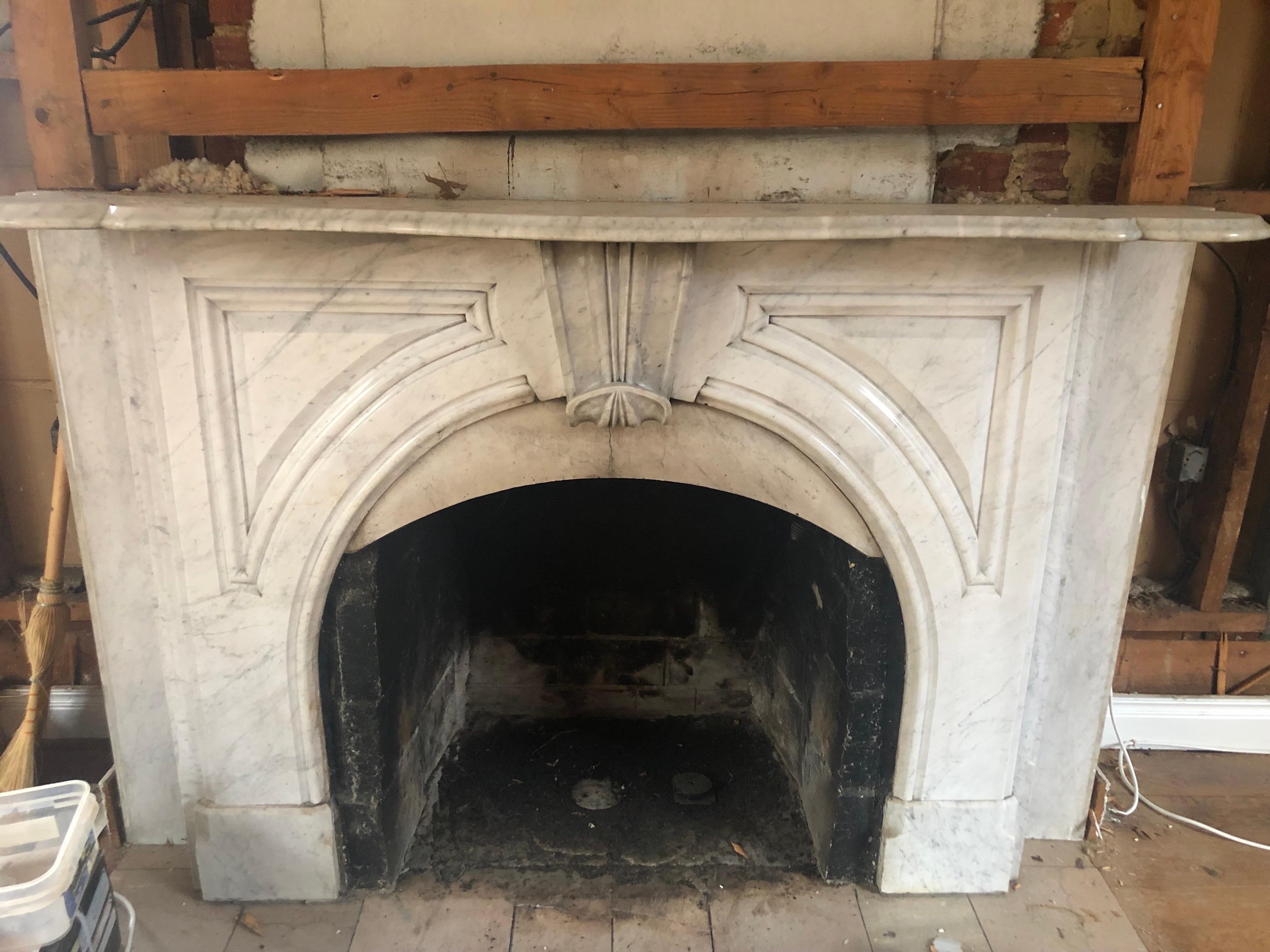 American 19th Century Victorian Arched Carrara Marble Mantel, Crated for Shipment