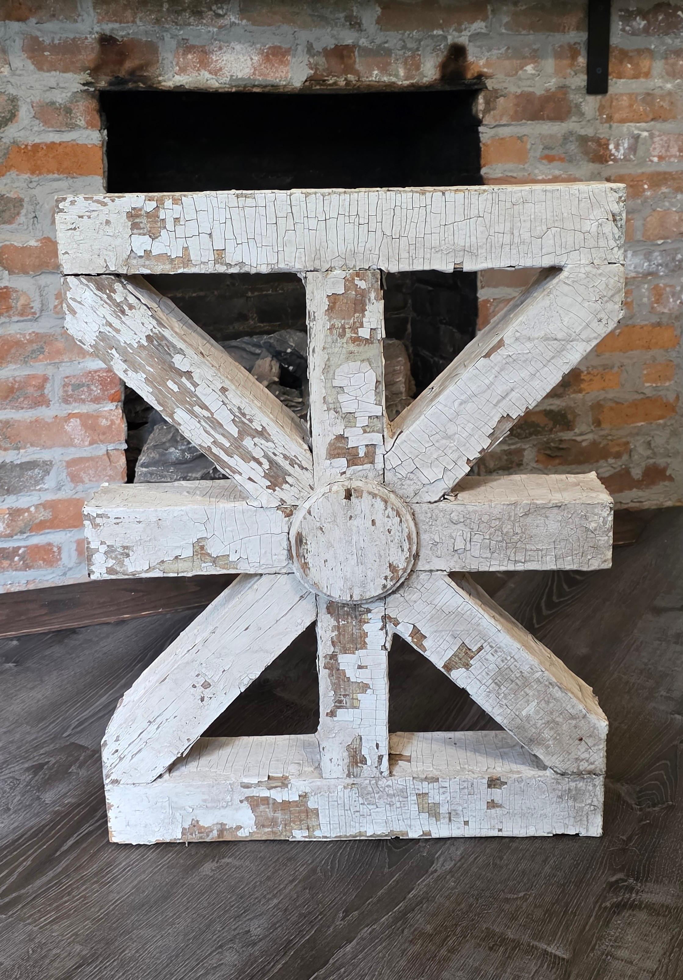 Americano Elemento di ringhiera in legno bianco dipinto di recupero architettonico vittoriano del XIX secolo in vendita