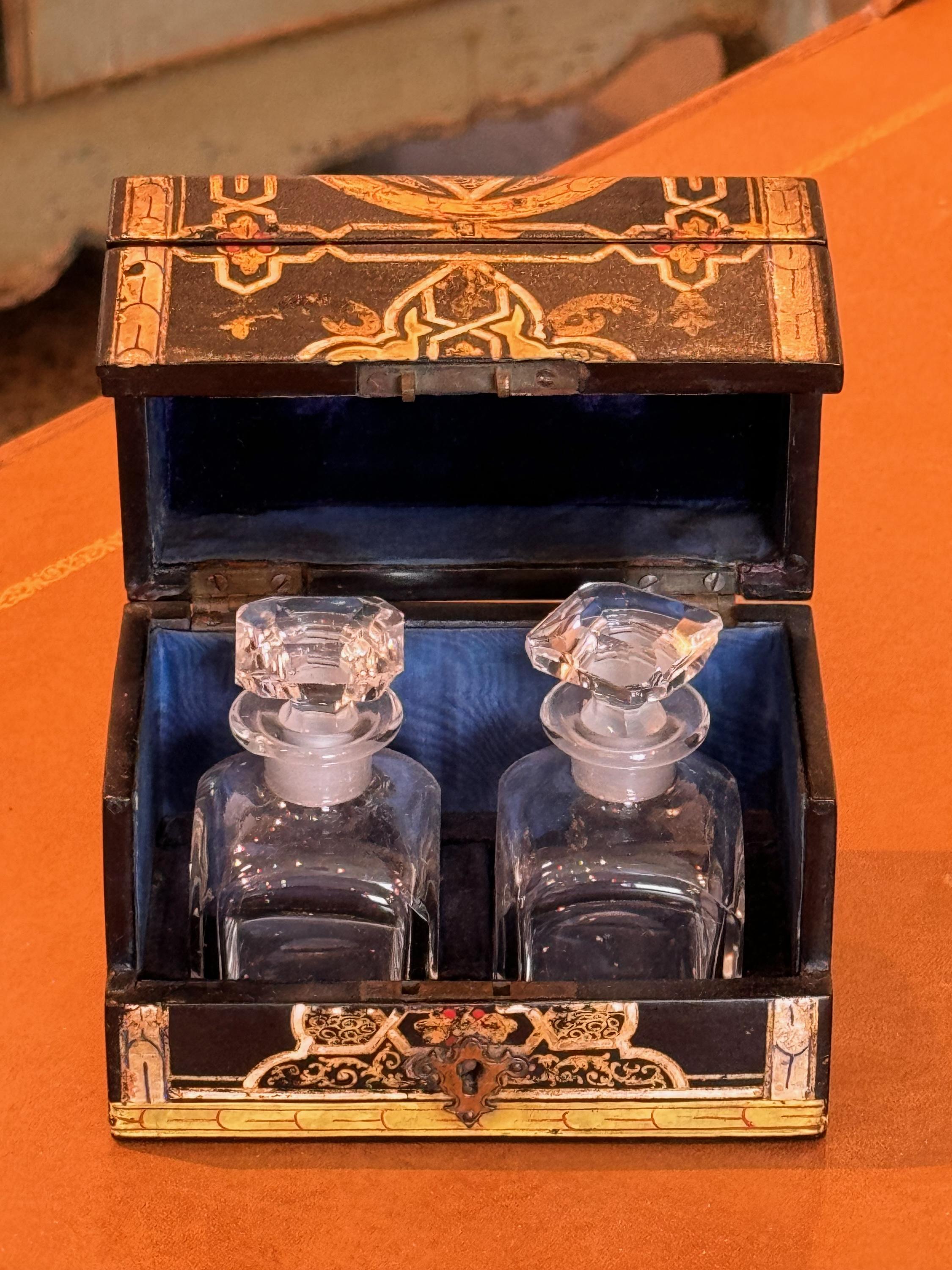 British 19th Century Victorian Box For Sale