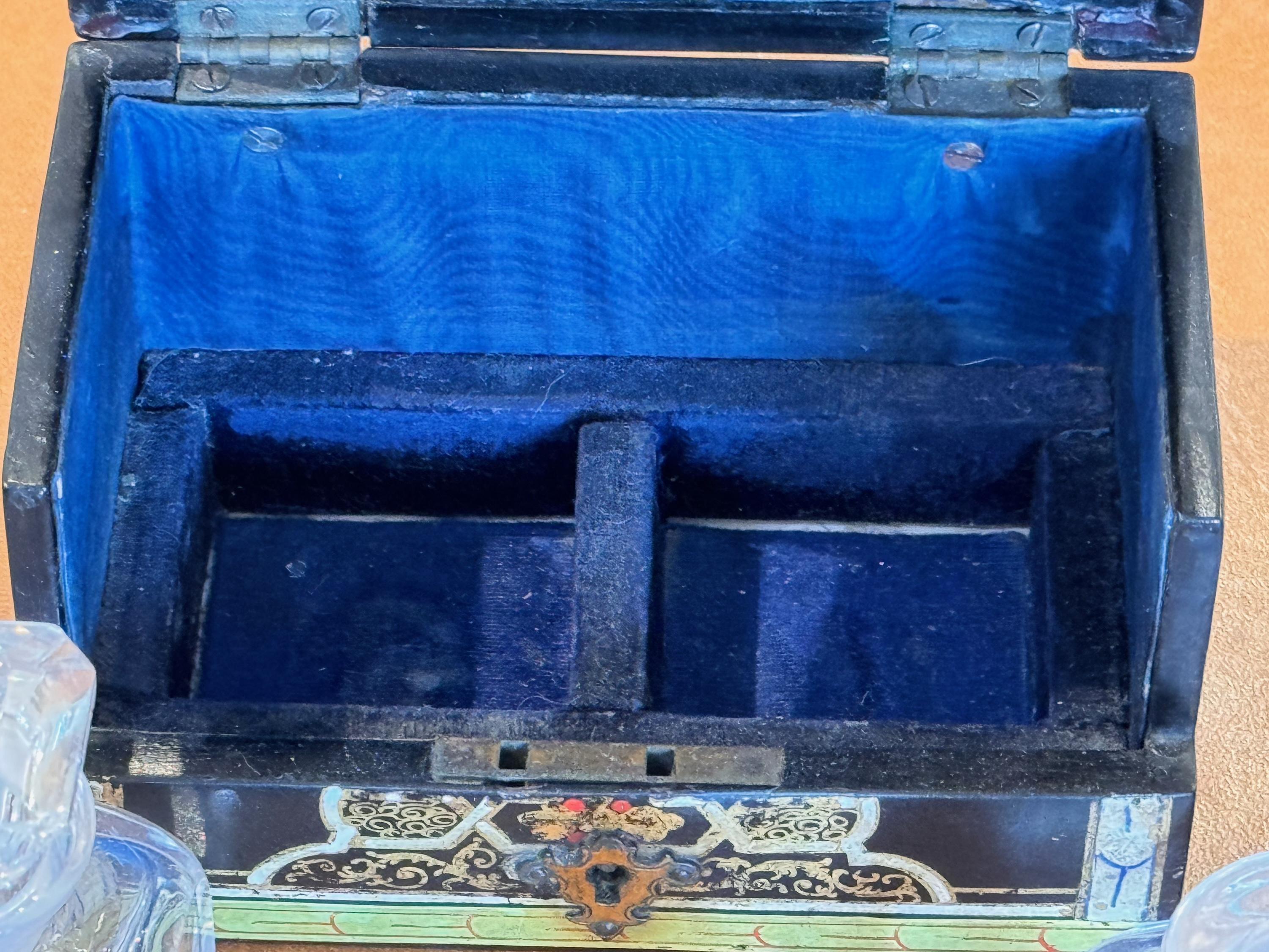 Paper 19th Century Victorian Box For Sale