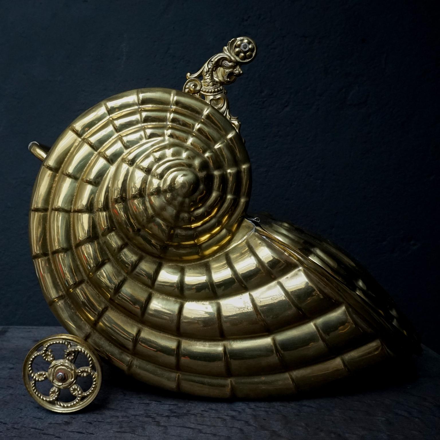 19th Century Victorian Brass Nautilus Shell Shaped Coal Scuttle or Purdonium For Sale 14