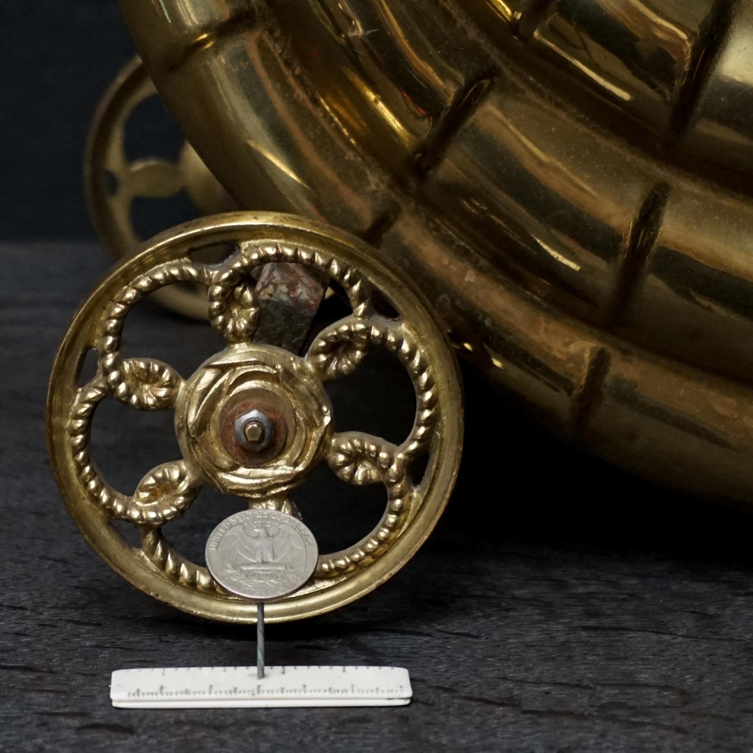 19th Century Victorian Brass Nautilus Shell Shaped Coal Scuttle or Purdonium For Sale 4