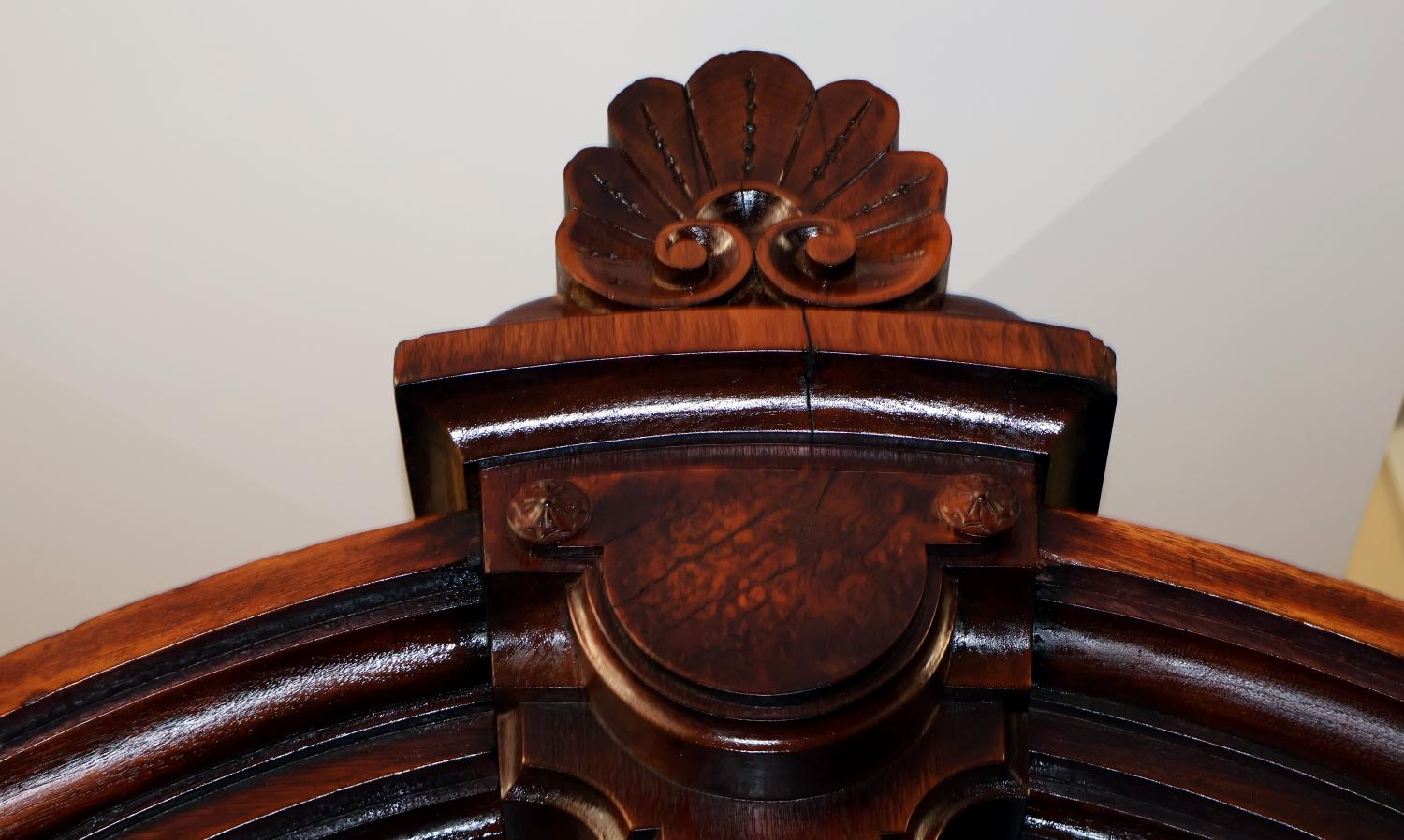 19ème siècle Victorien Noyer Brut Bureau Secrétaire à façade inclinée Attr à Jelliff en vente 12