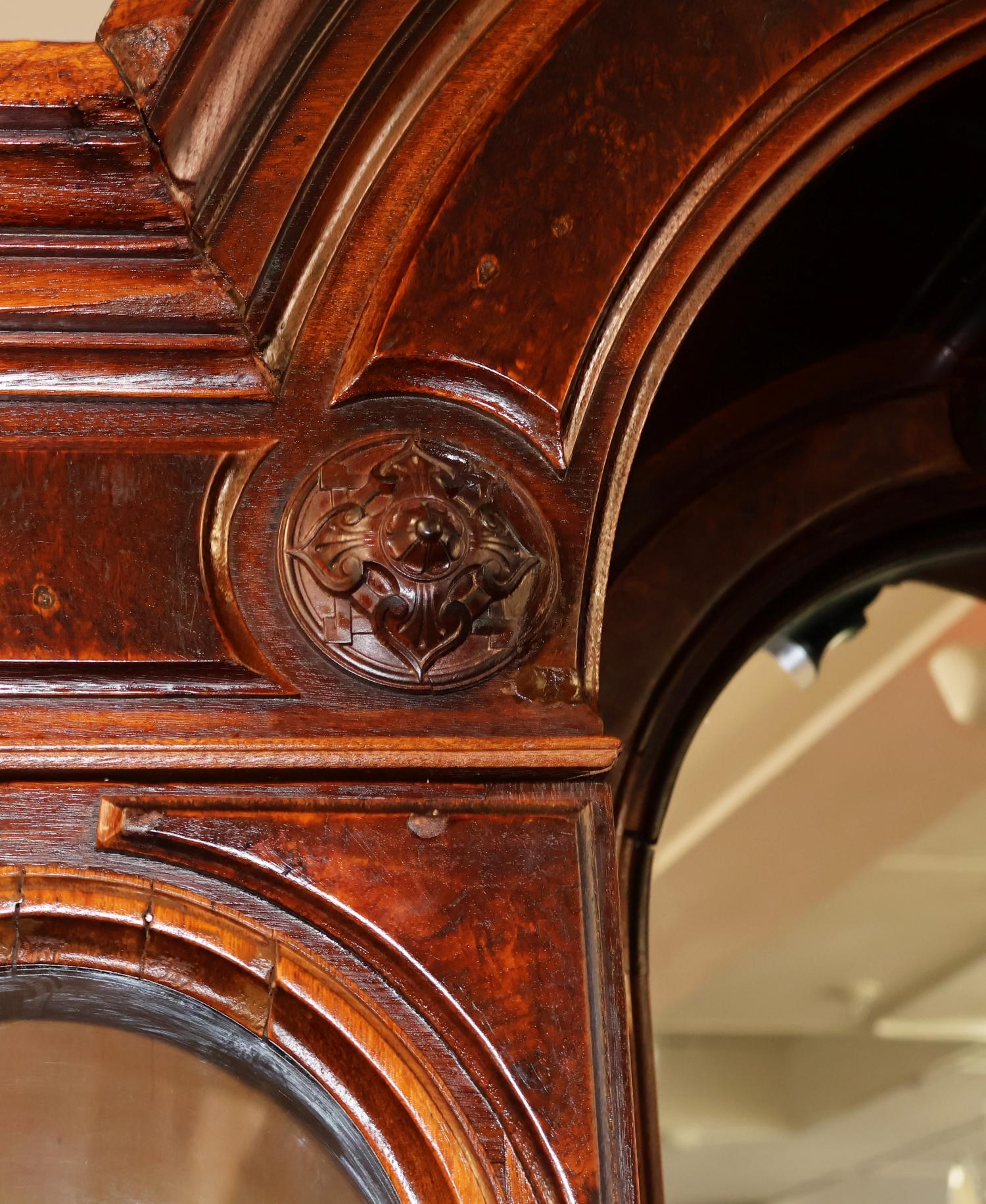 19ème siècle Victorien Noyer Brut Bureau Secrétaire à façade inclinée Attr à Jelliff en vente 13