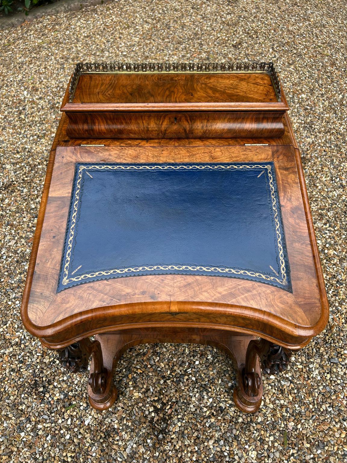 Davenport victorien du 19ème siècle en vente 2