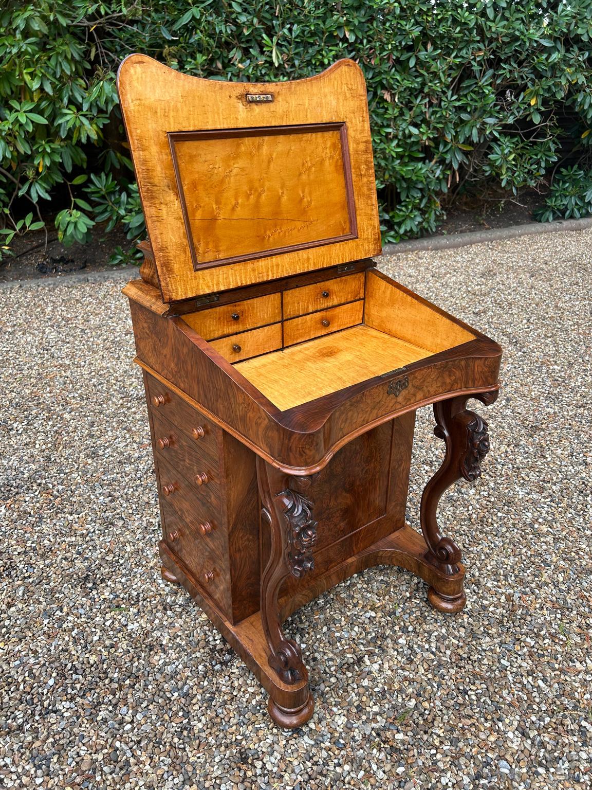 Davenport victorien du 19ème siècle en vente 5