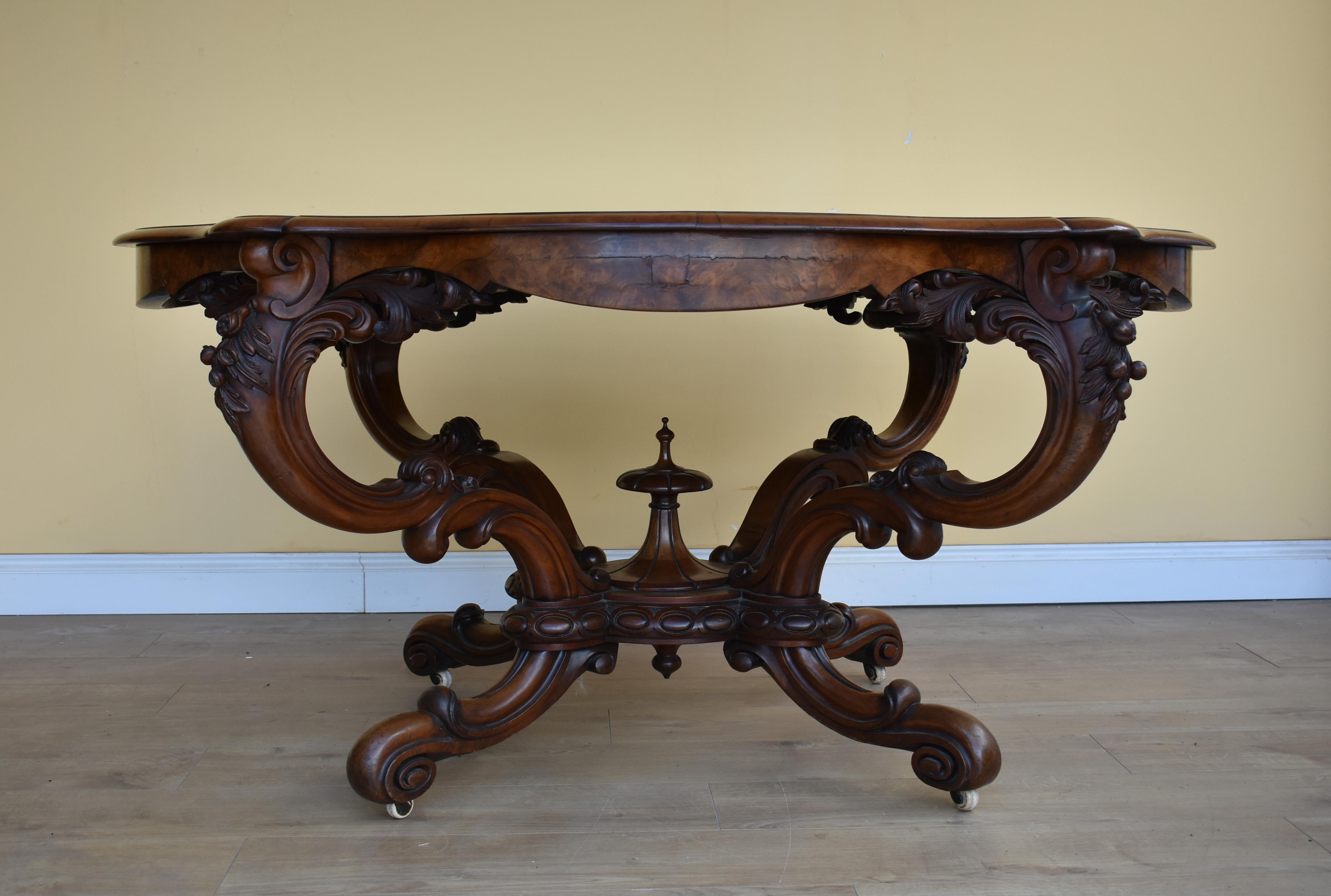 Early Victorian 19th Century Victorian Burr Walnut Inlaid Centre Table