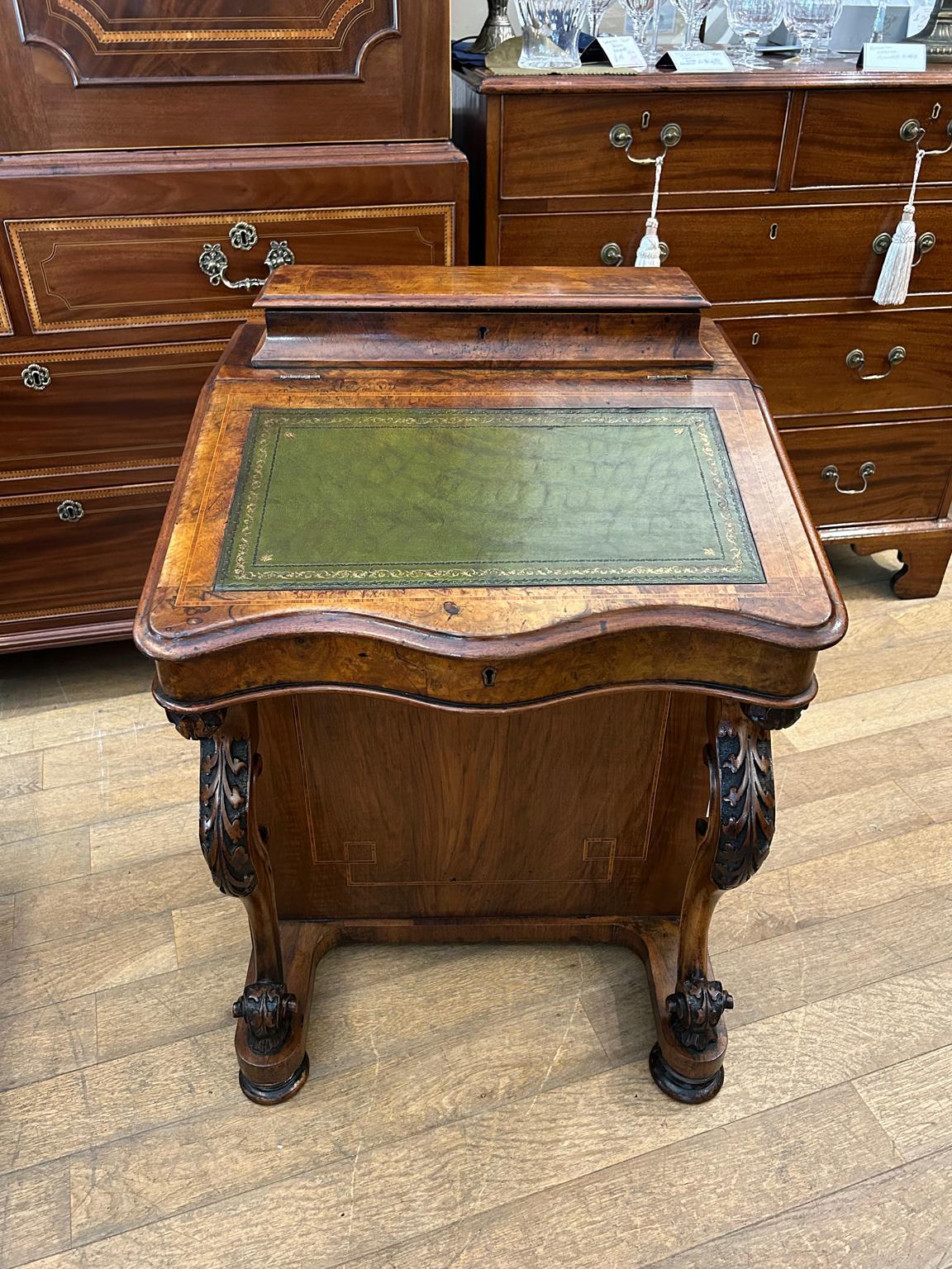 19th Century Victorian Burr Walnut Inlaid Davenport on a sloping green leather writing surface, Satinwood fitted interior inside with one drawer and two dummy drawers above. The lift up top opens to reveal a letter racks and a pen tray compartments