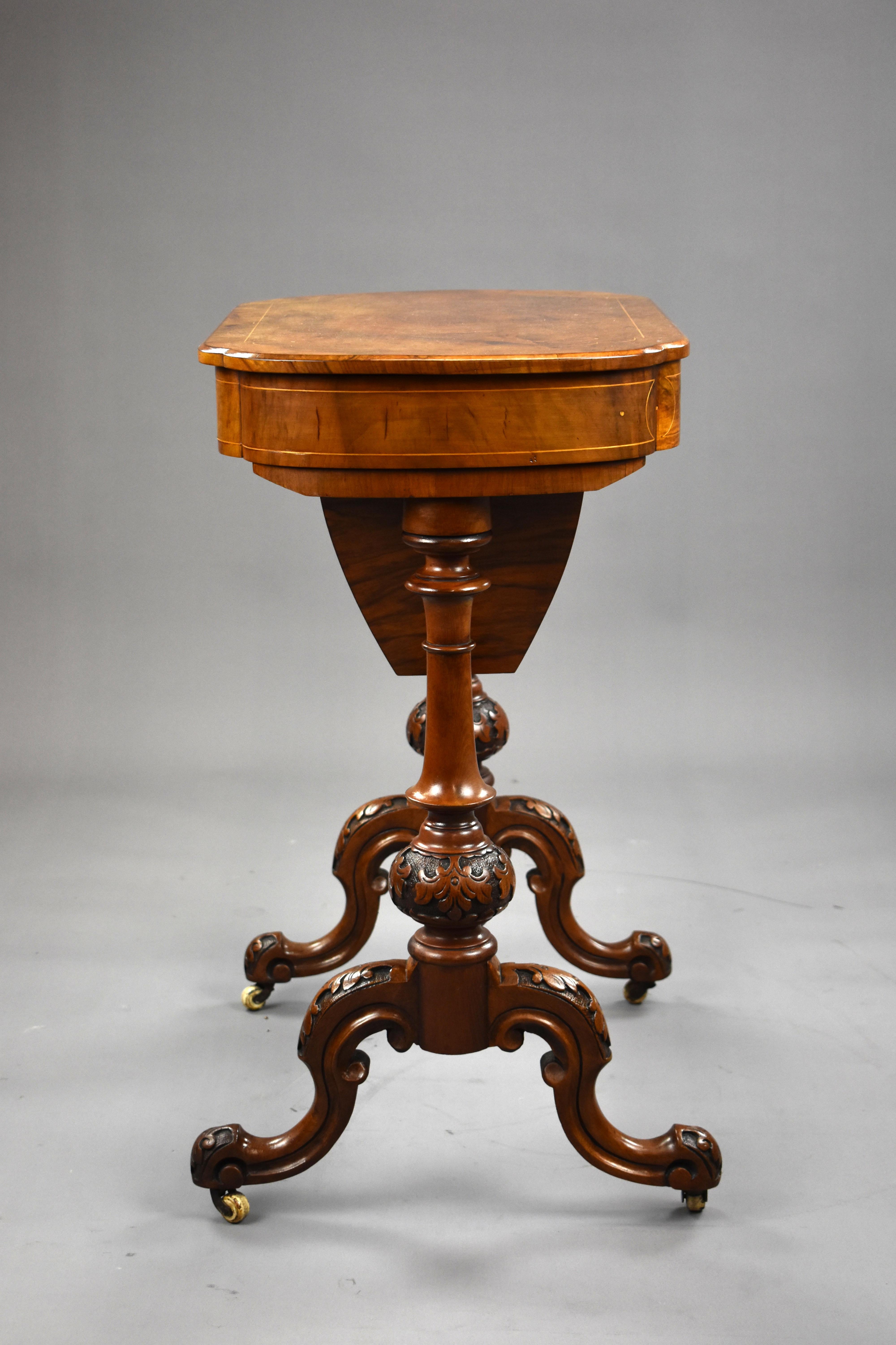 19th Century Victorian Burr Walnut Needlework Table In Excellent Condition For Sale In Chelmsford, Essex