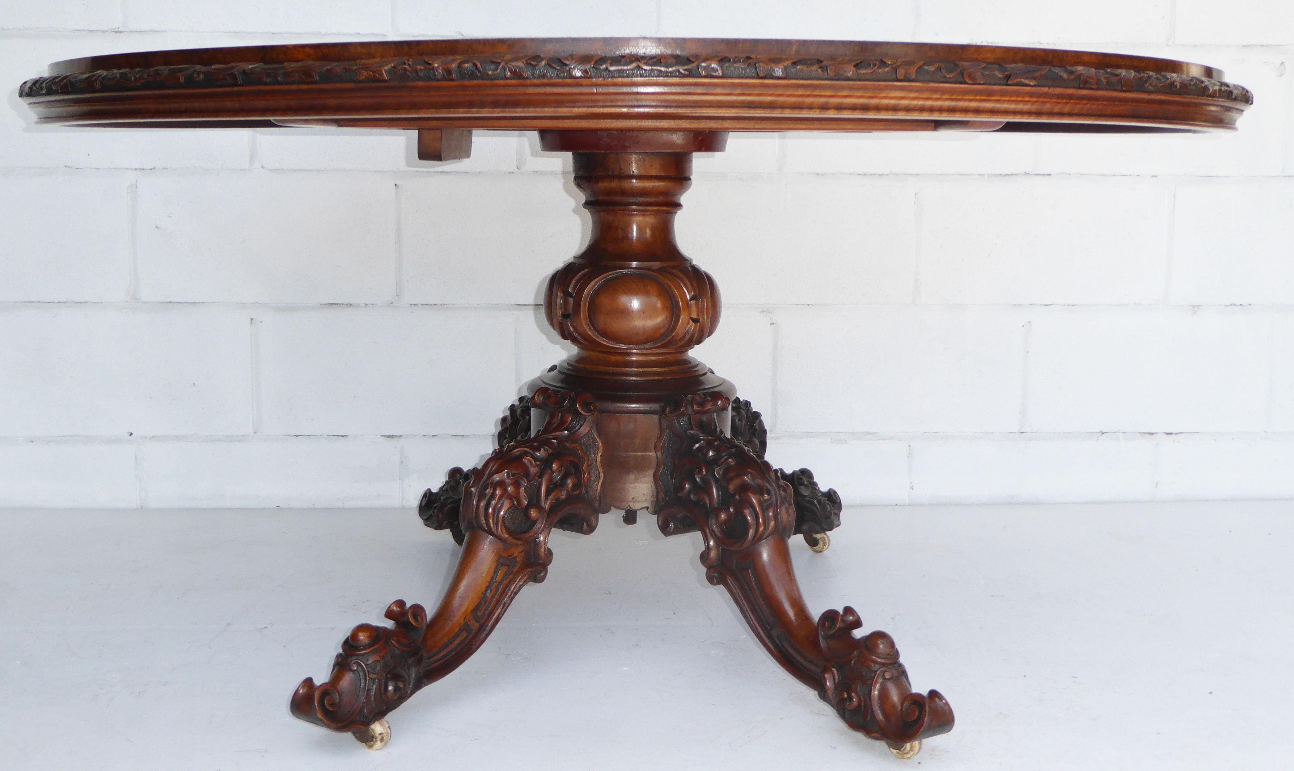 English 19th Century Victorian Burr Walnut Oval Dining Table