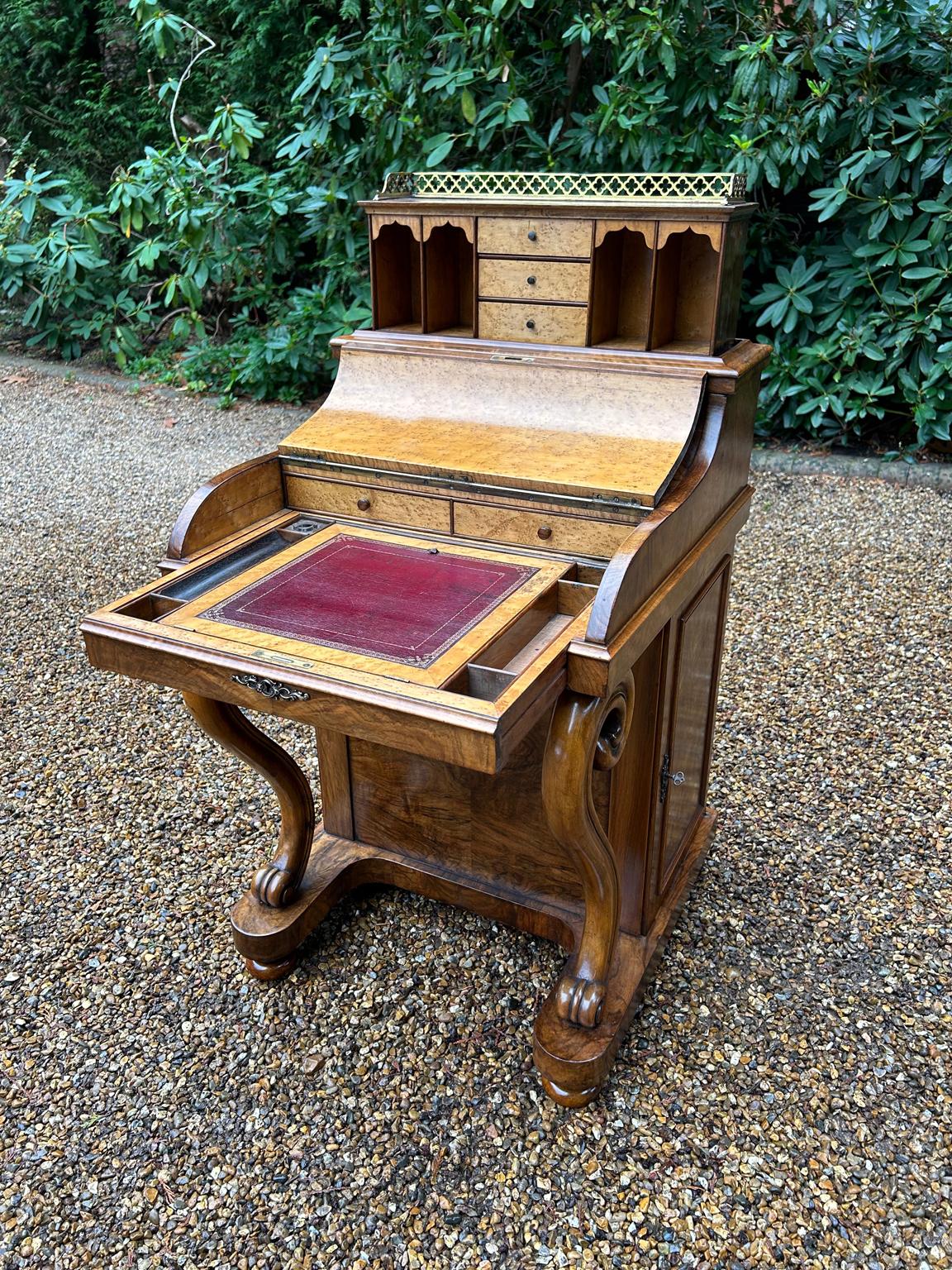 19th Century Victorian Burr Walnut Piano Davenport 4