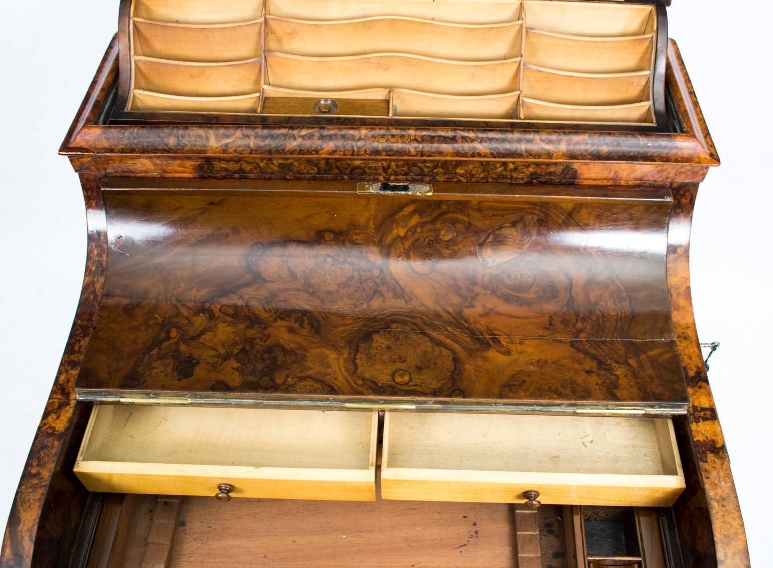 19th Century Victorian Burr Walnut Pop Up Davenport Desk In Excellent Condition In London, GB