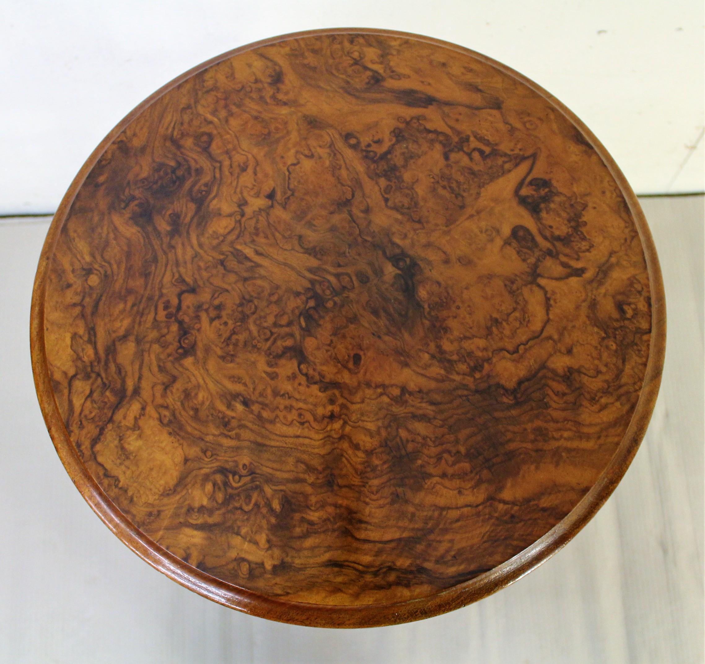 19th Century Victorian Burr Walnut Revolving 2-Tier Book Table In Good Condition In Poling, West Sussex