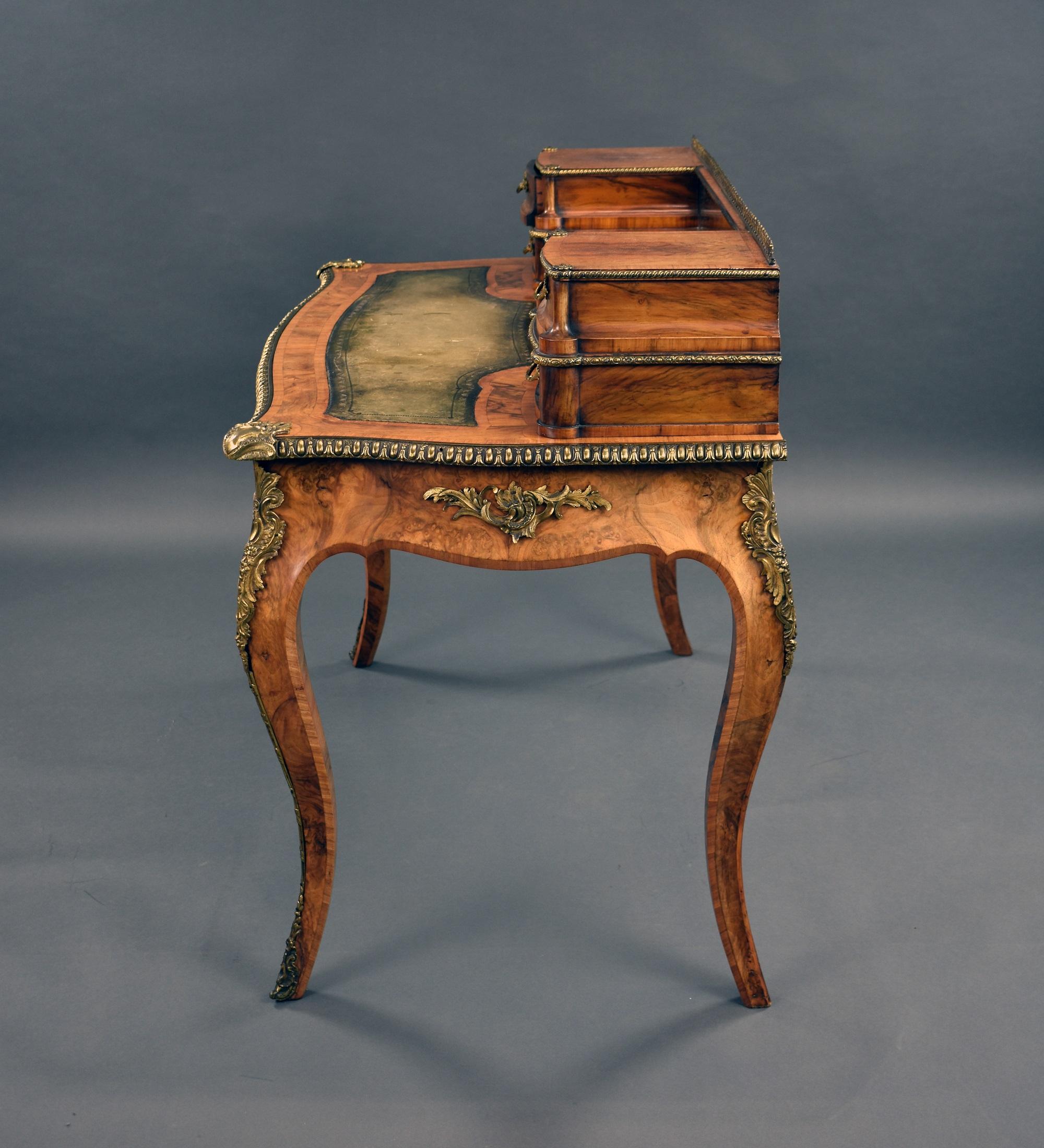 19th Century Victorian Burr Walnut Writing Table For Sale 1