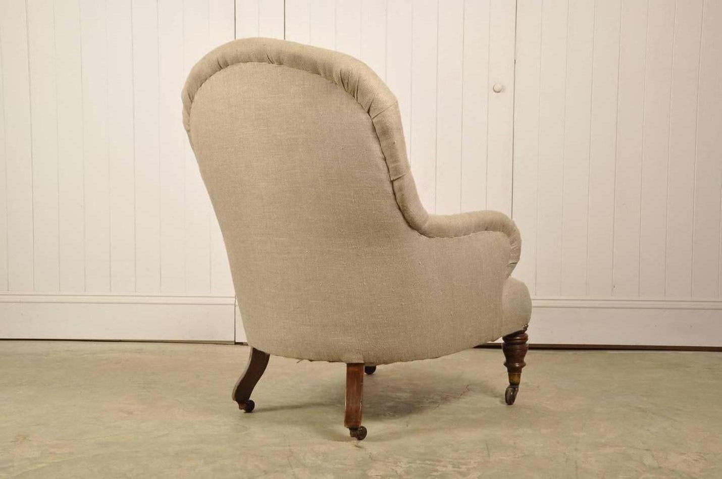 19th Century Victorian Button Back Linen Armchair For Sale 2