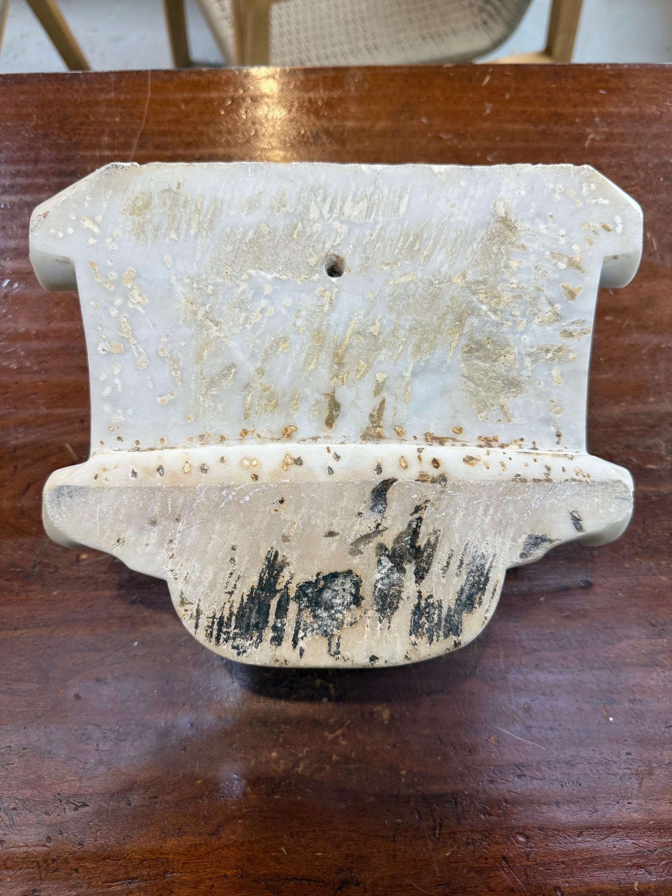 19th Century Victorian Carrara Marble Mantel Keystone For Sale 8