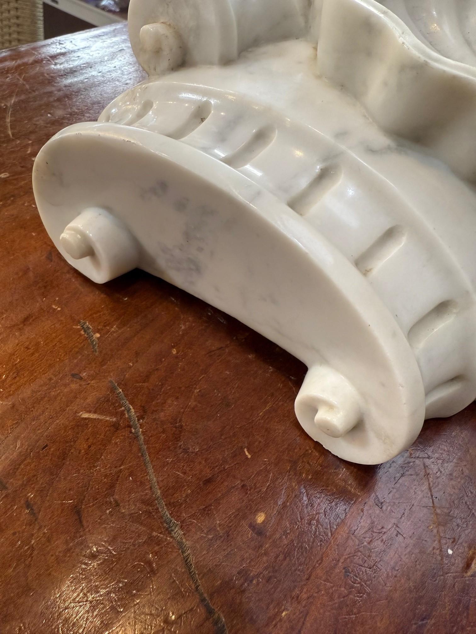 19th Century Victorian Carrara Marble Mantel Keystone For Sale 4