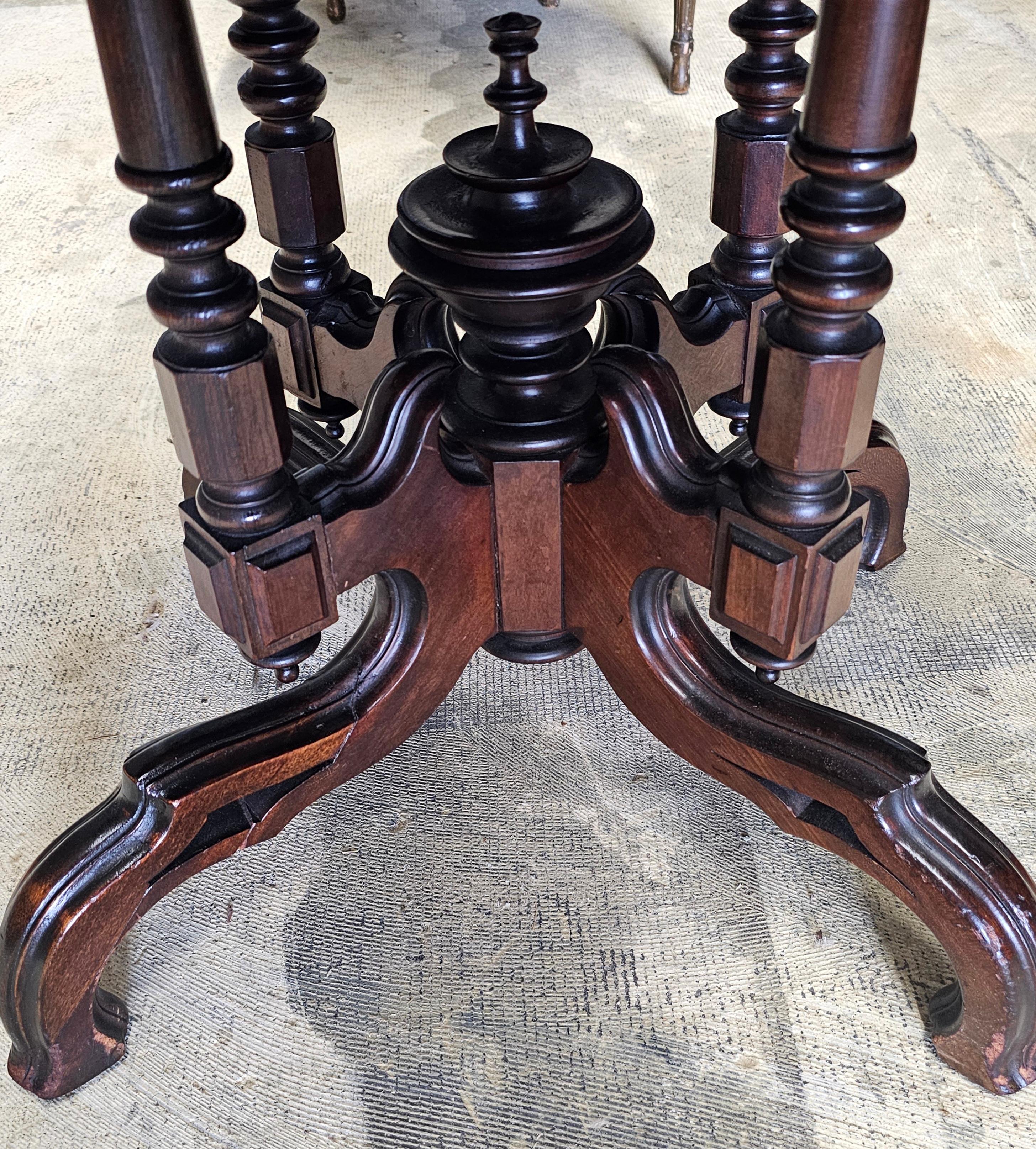 Other 19th Century Victorian Carved and Stained Walnut Center Table For Sale