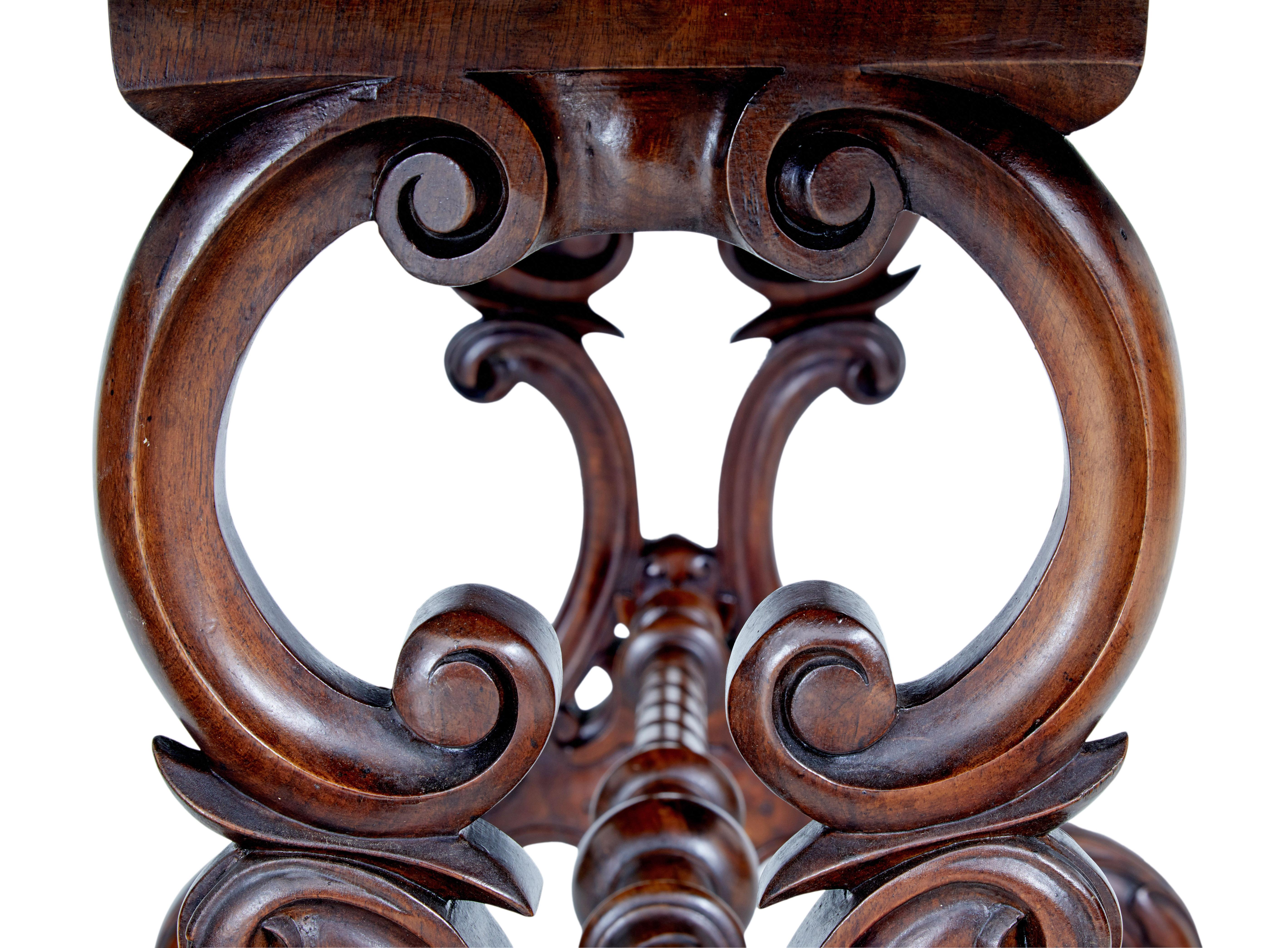 19th Century Victorian Carved Burr Walnut Side Table In Good Condition In Debenham, Suffolk