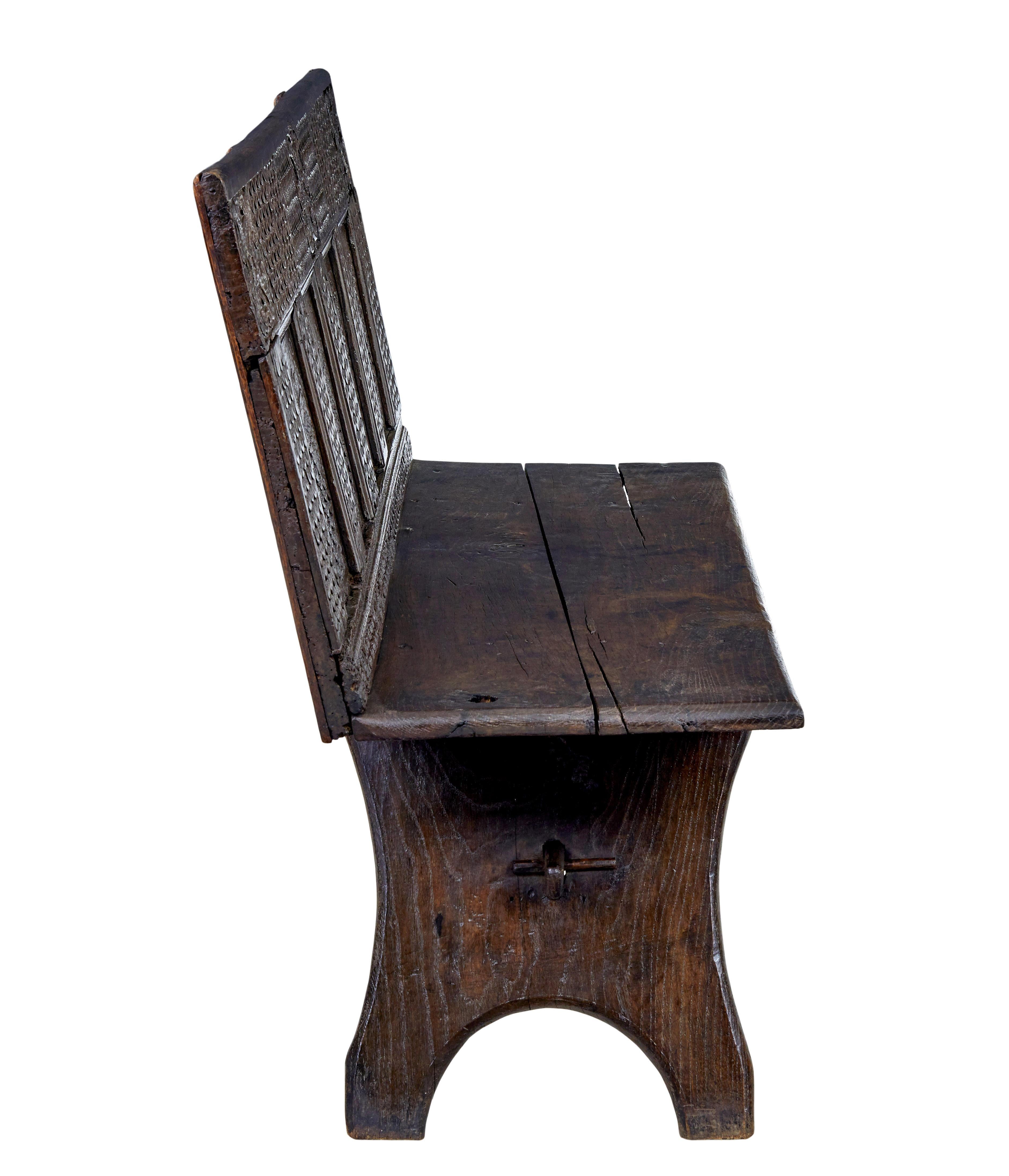 Néo-gothique Banc victorien en chêne sculpté du 19e siècle en vente