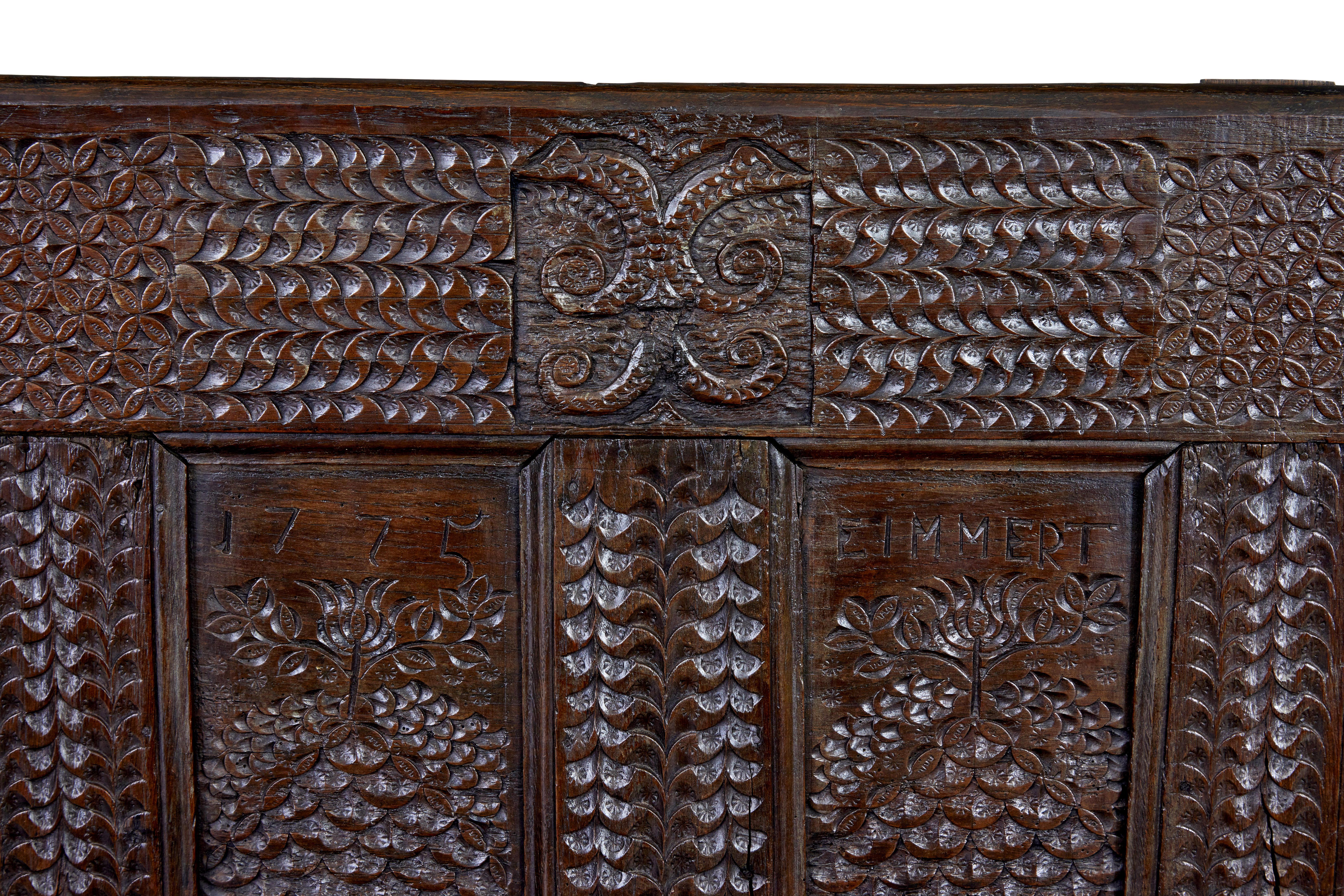 Banc victorien en chêne sculpté du 19e siècle en vente 1