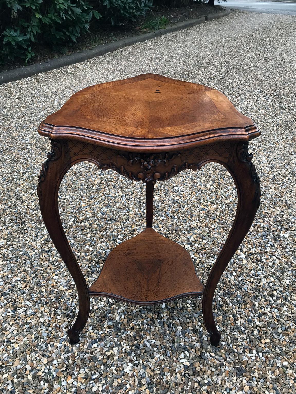 British 19th Century Victorian Carved Walnut Shield Shaped Occasional Table For Sale