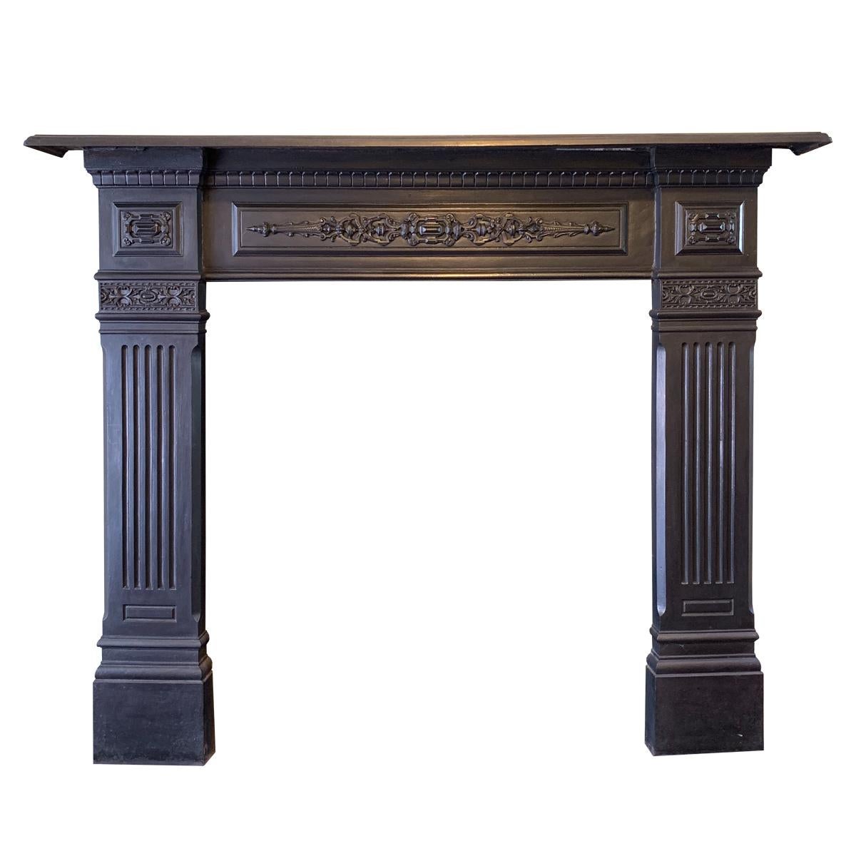 19th Century Victorian Cast Iron Fireplace Surround, circa 1890 In Good Condition In Manchester, GB