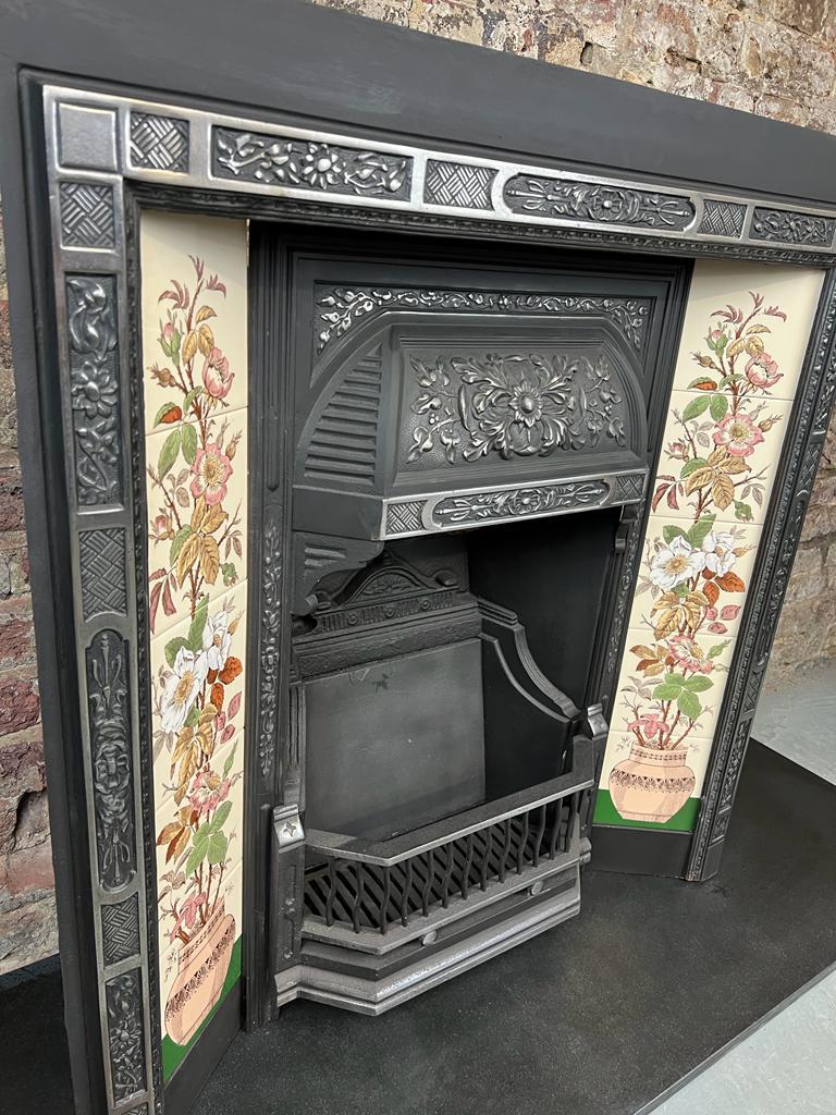 19th Century Victorian Cast-iron Fireplace Tiled Insert 1