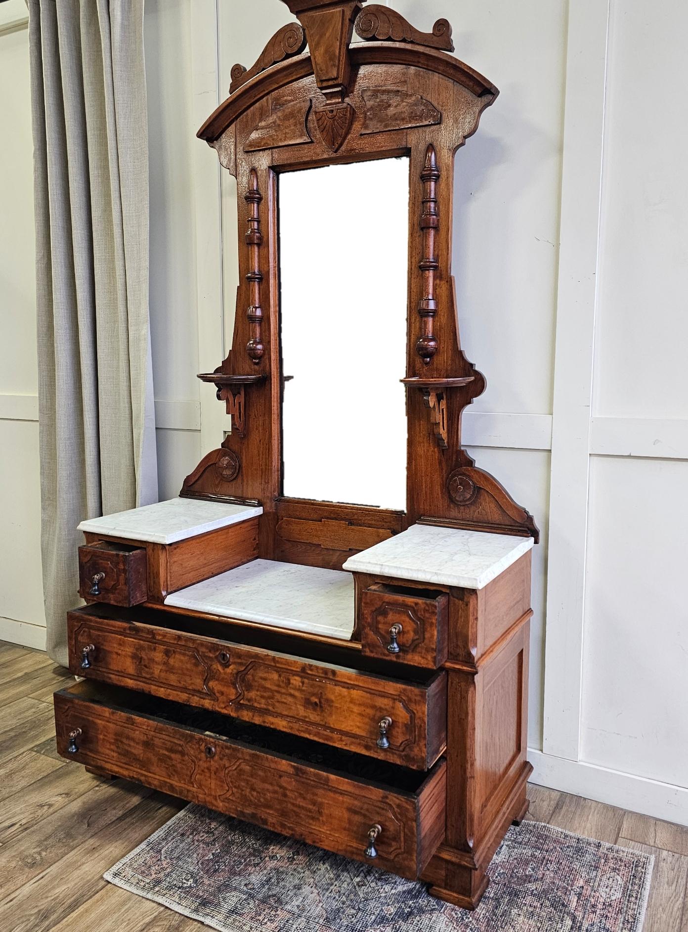 Varnished 19th Century Victorian Chestnut Marble Dresser